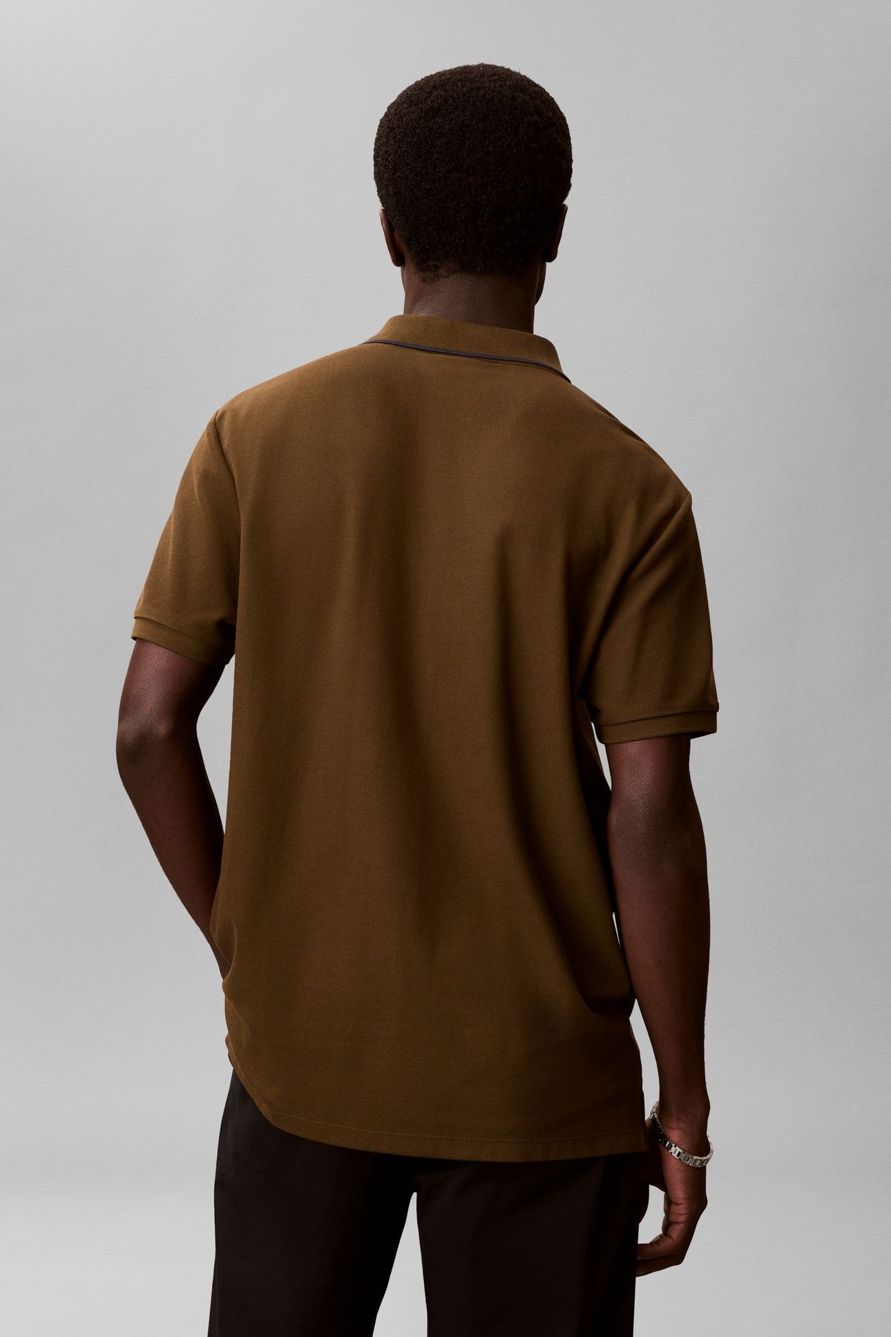 SS REFINED PIQUE TIP POLO CRUDE GREEN 3
