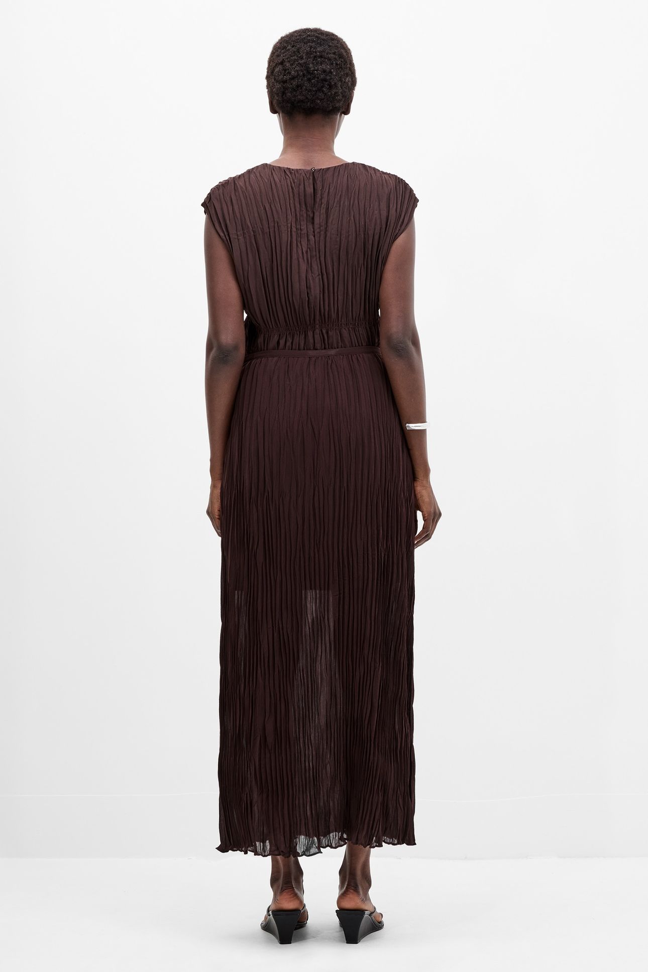 SAYLOR PLEATED OVERLAY SKIRT BITTER CHOCOLATE 3
