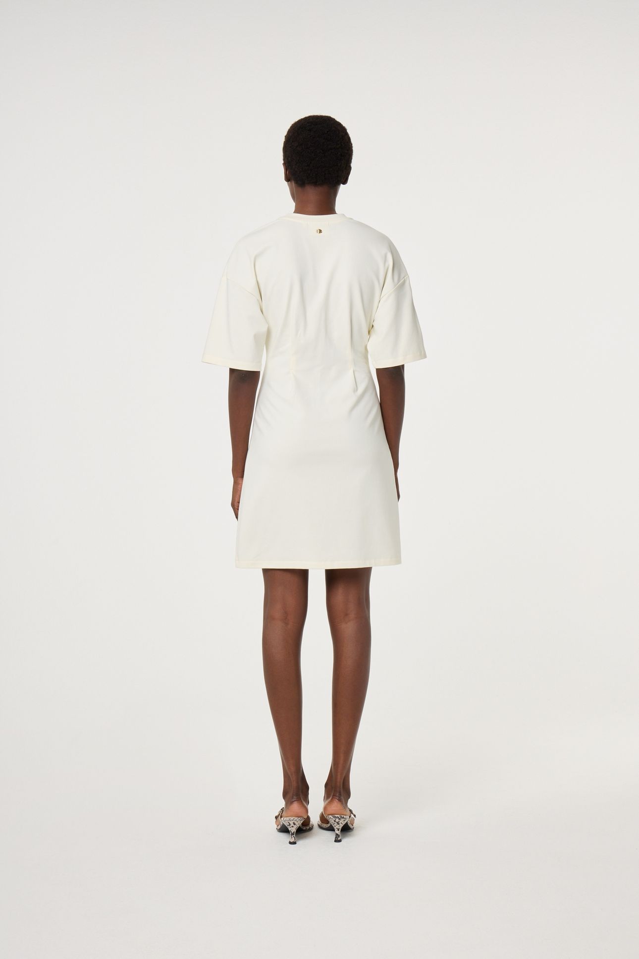 ASTAN DRESS COSY WHITE 3
