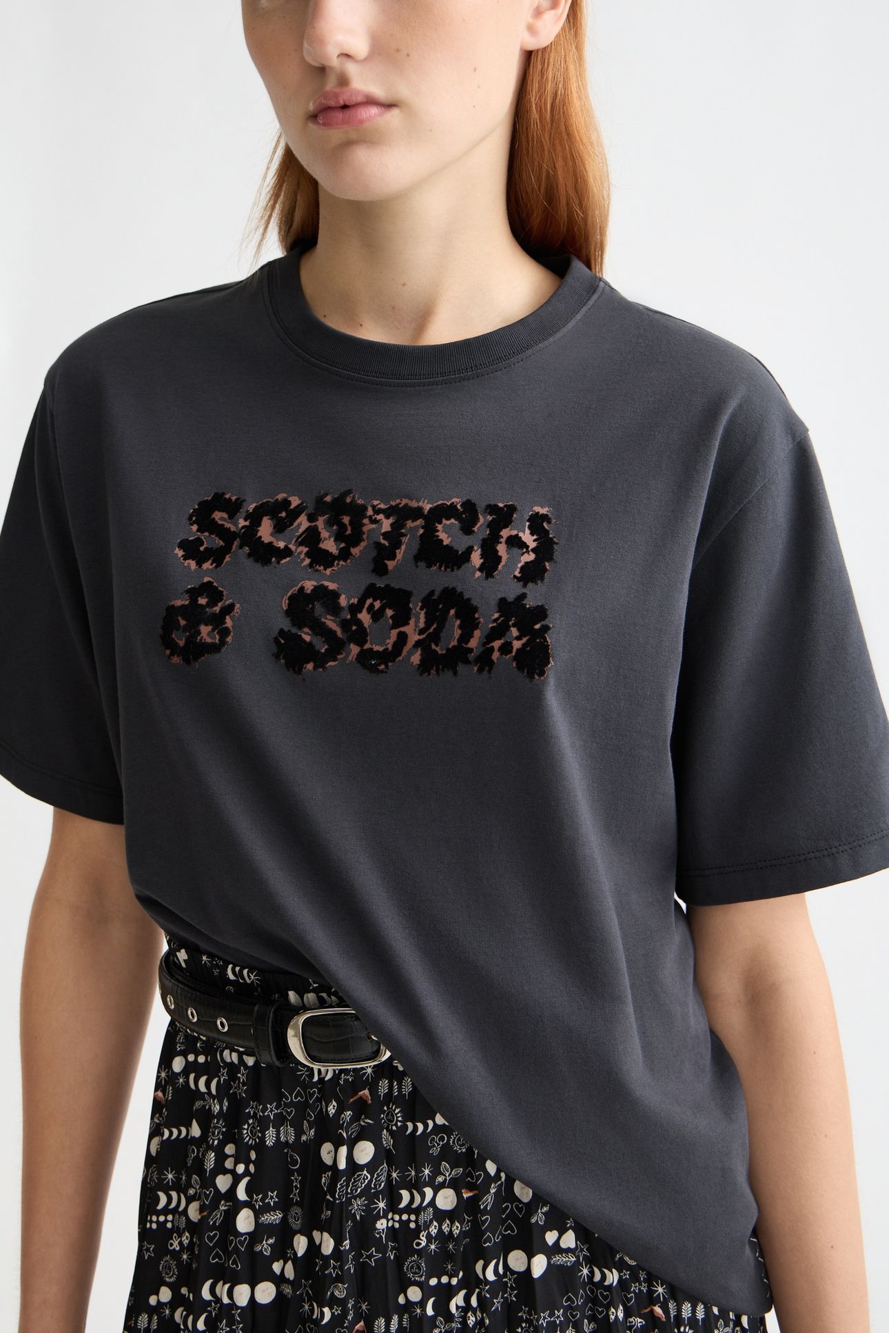 LOOSE FIT T-SHIRT WITH LEOPARD ARTWORK METEORITE 4