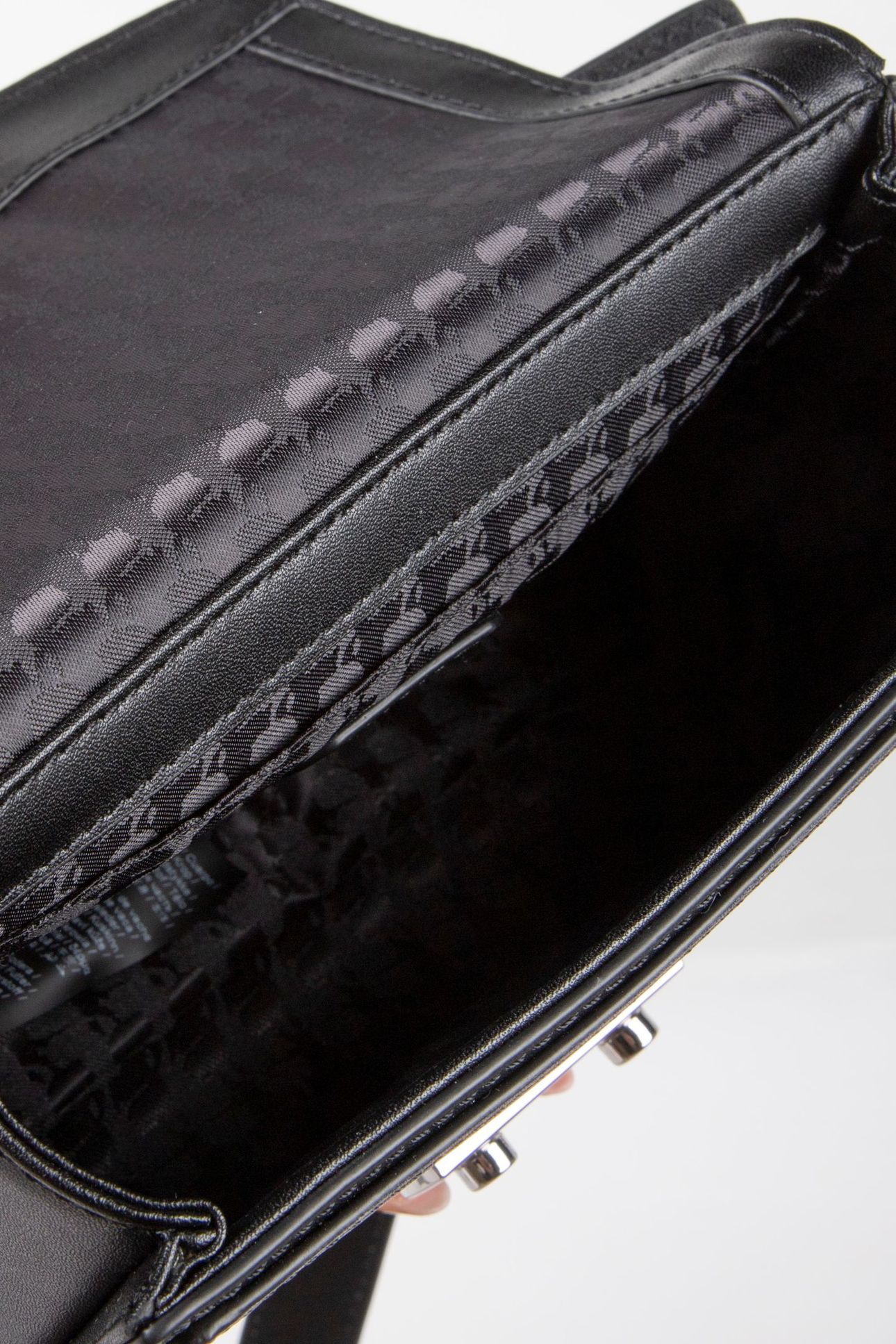 K/STYLE CROSSBODY BLACK 5