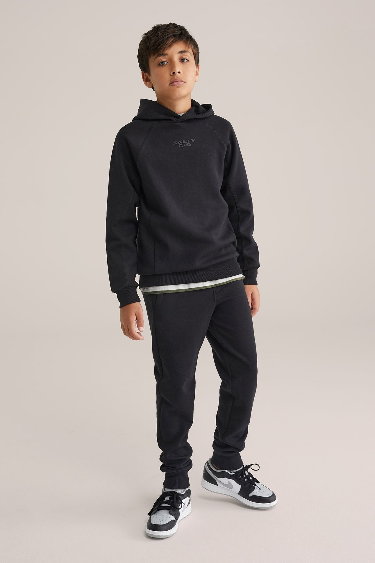 SWEATER BLACK 2