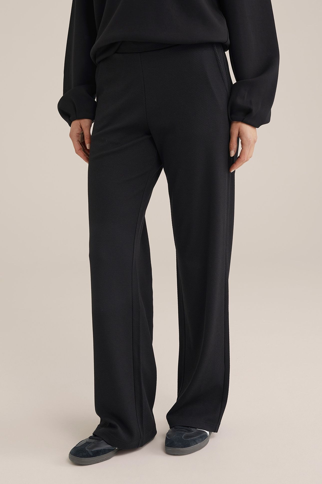 TROUSER BLACK 1