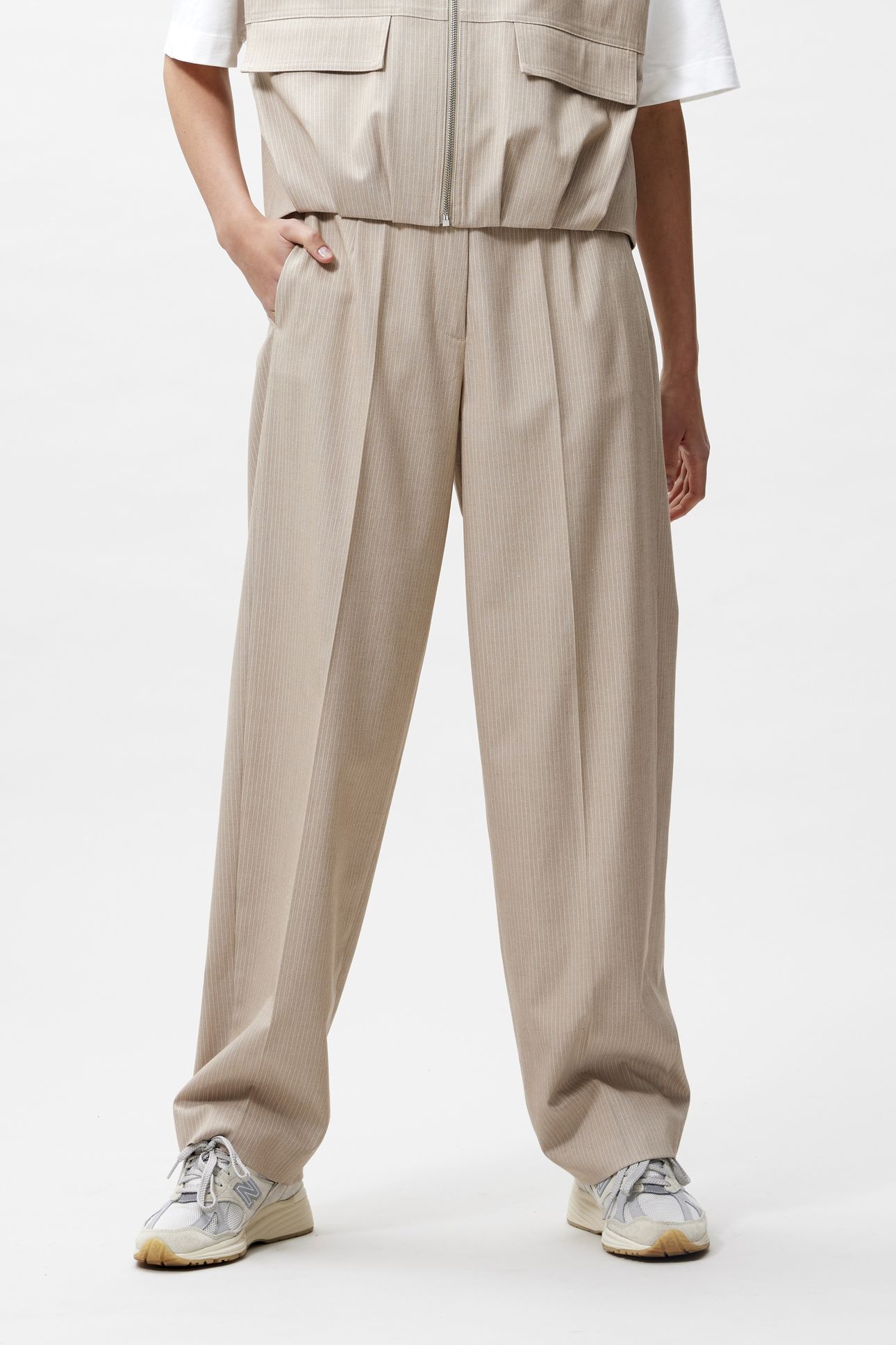 PINSTRIPE TAPERED TROUSERS CEMENT 1