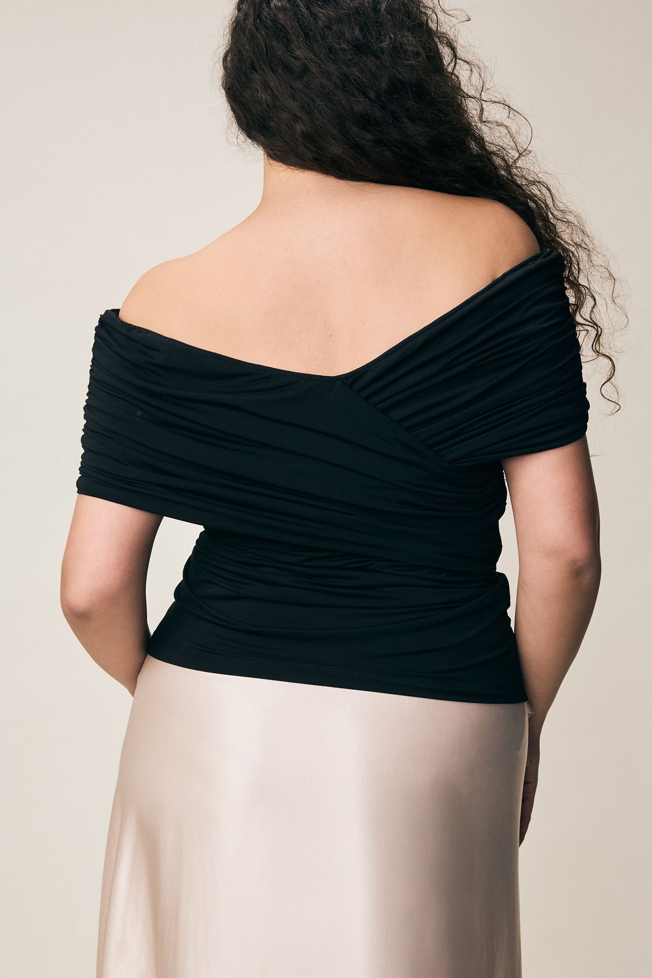 DOSINIA TOP BLACK 5