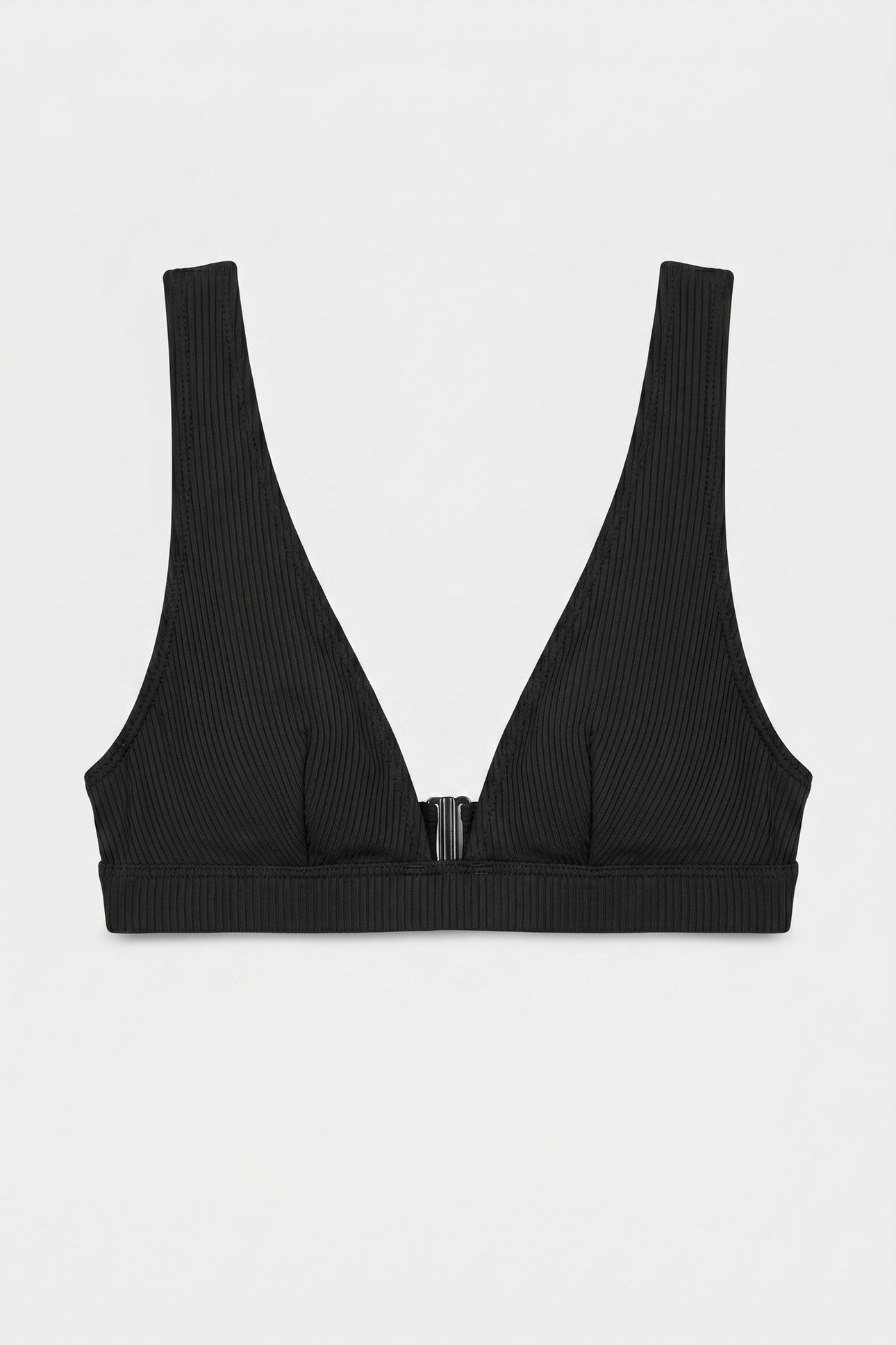 REMI TRIANGLE BLACK 2