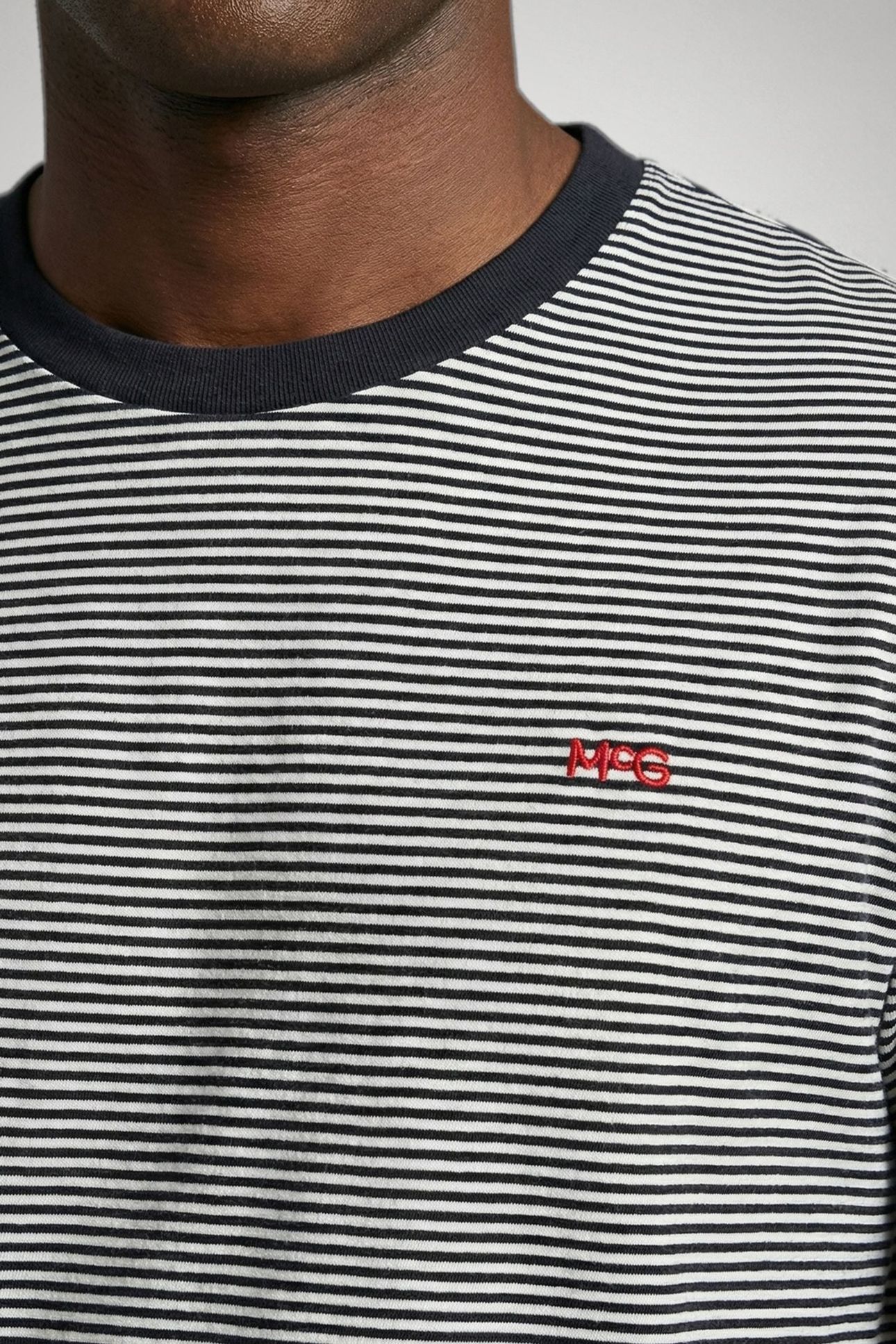 STRIPED T-SHIRT NAVY 6