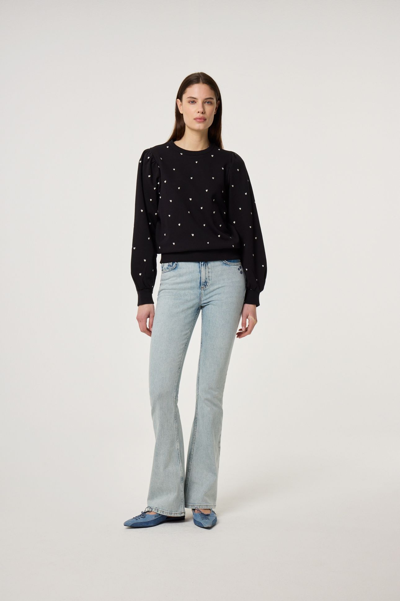 DINA SWEATER BLACK 2
