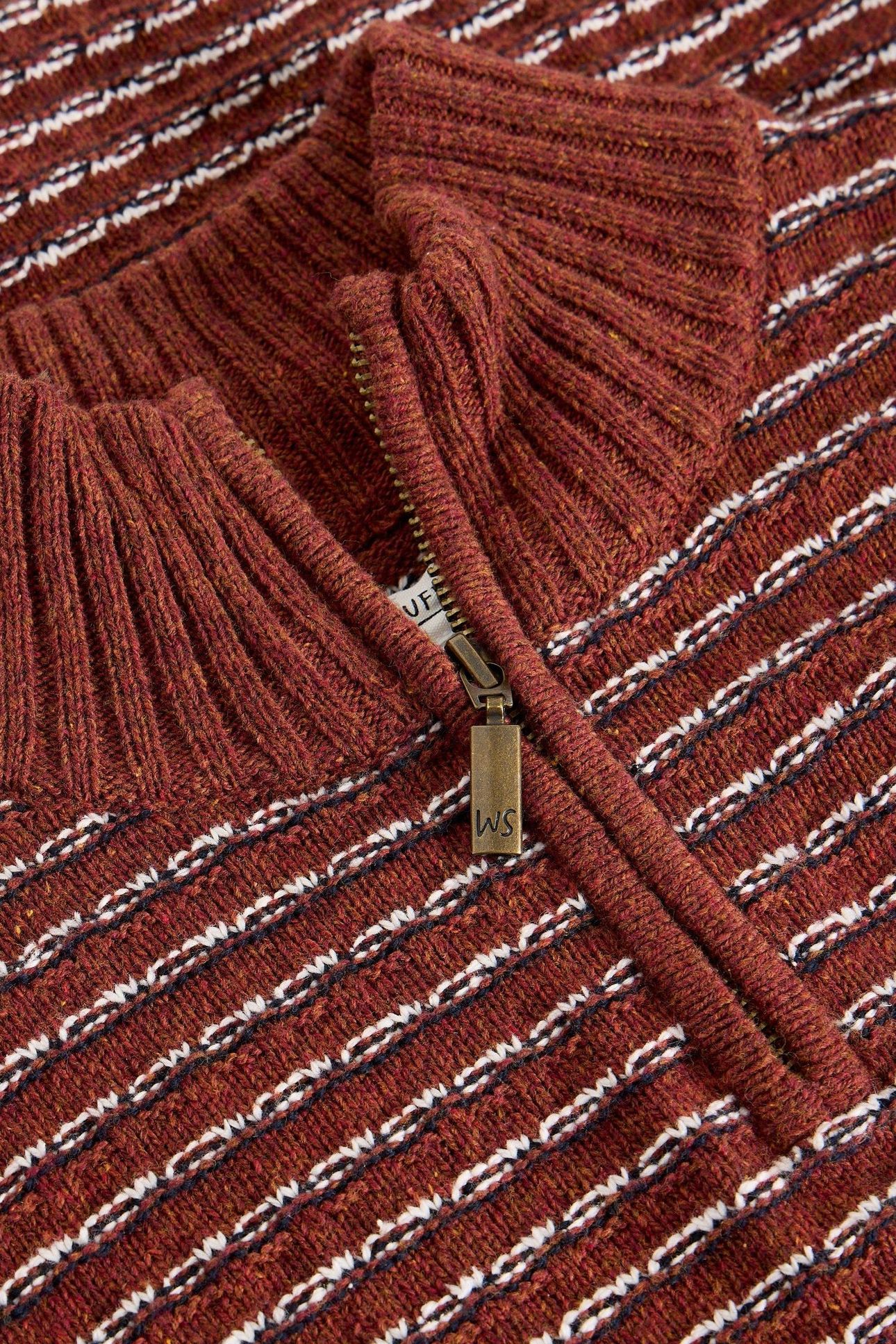 TEXTURED STRIPE FUNNEL RED MULTI 7