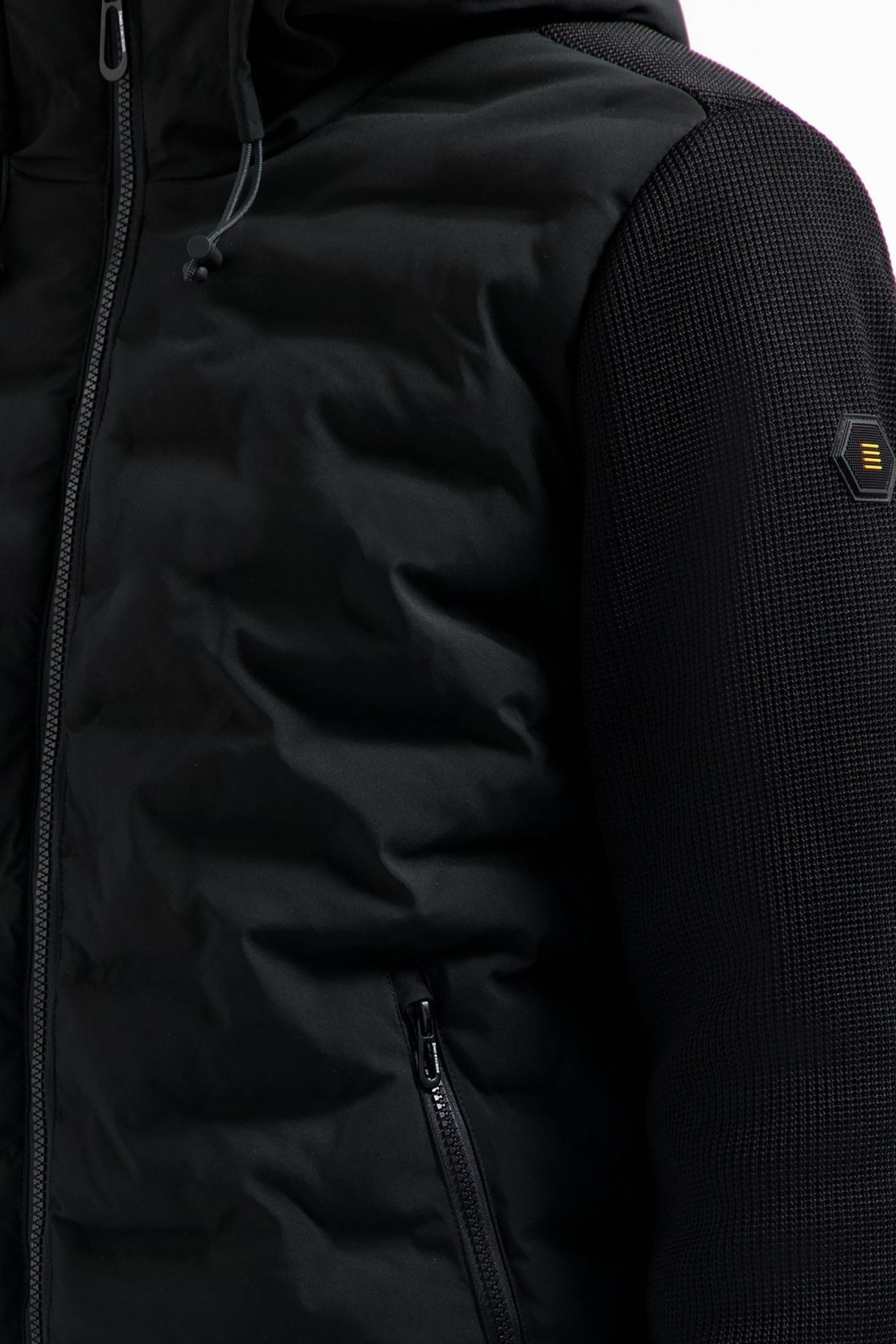 JACKET SHORT FIT SEALED HOODED KNITTED MIX BLACK 6