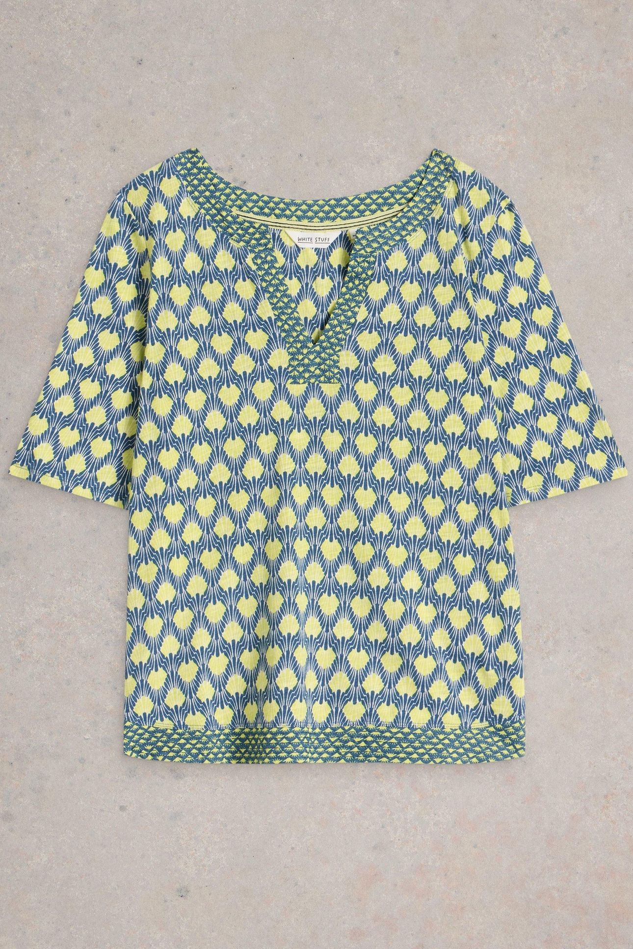 WEAVER NOTCH NECK TOP NAVY PRINT 5