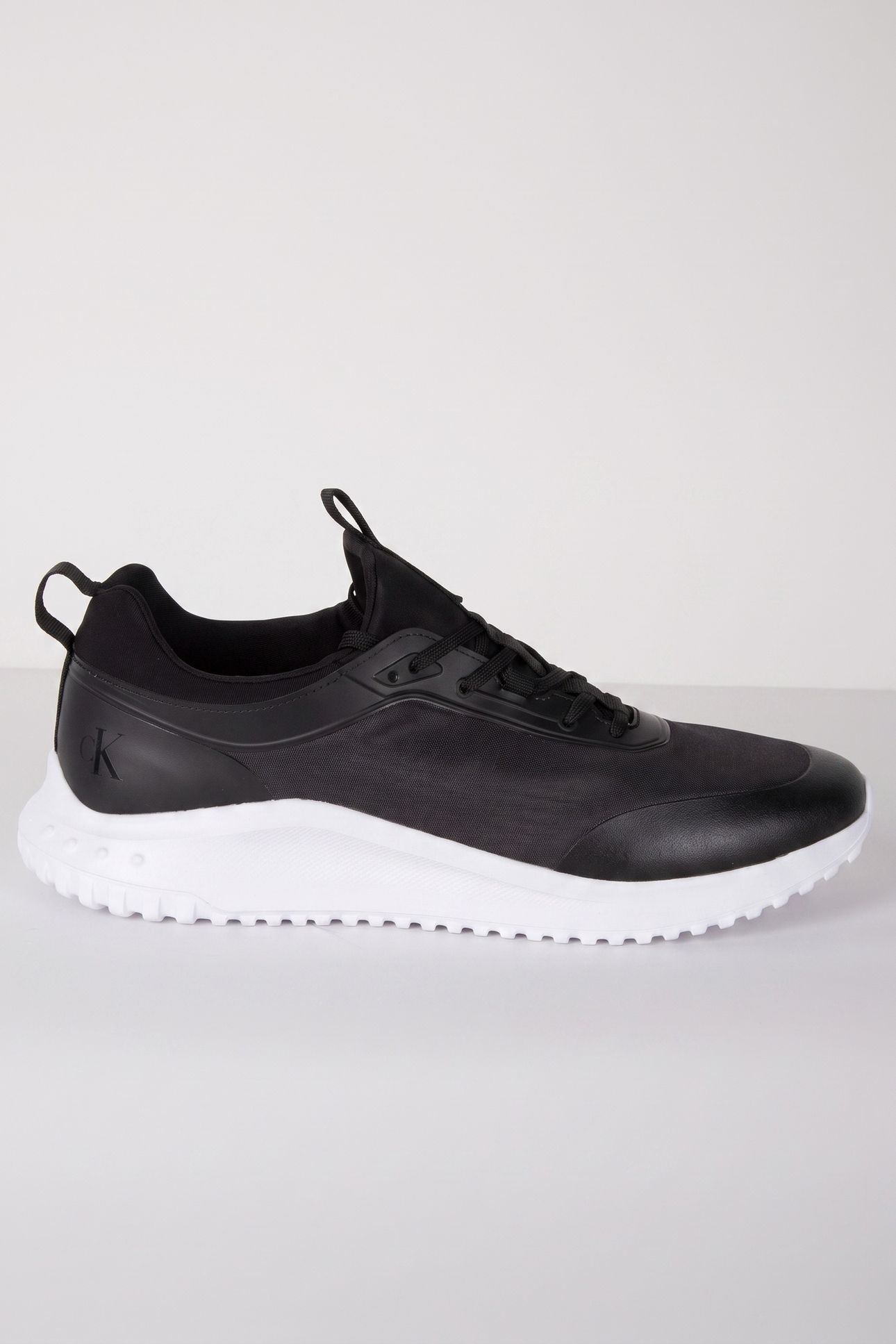 EVA RUNNER LACEUP BLACK 1