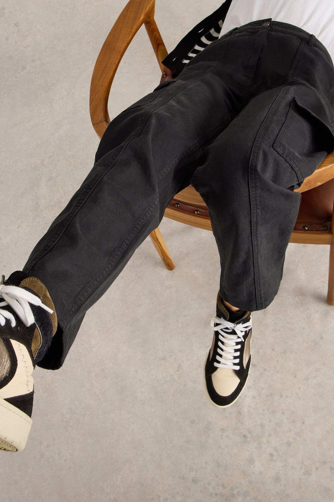 CLOVER CARGO TROUSER PURE BLACK 6