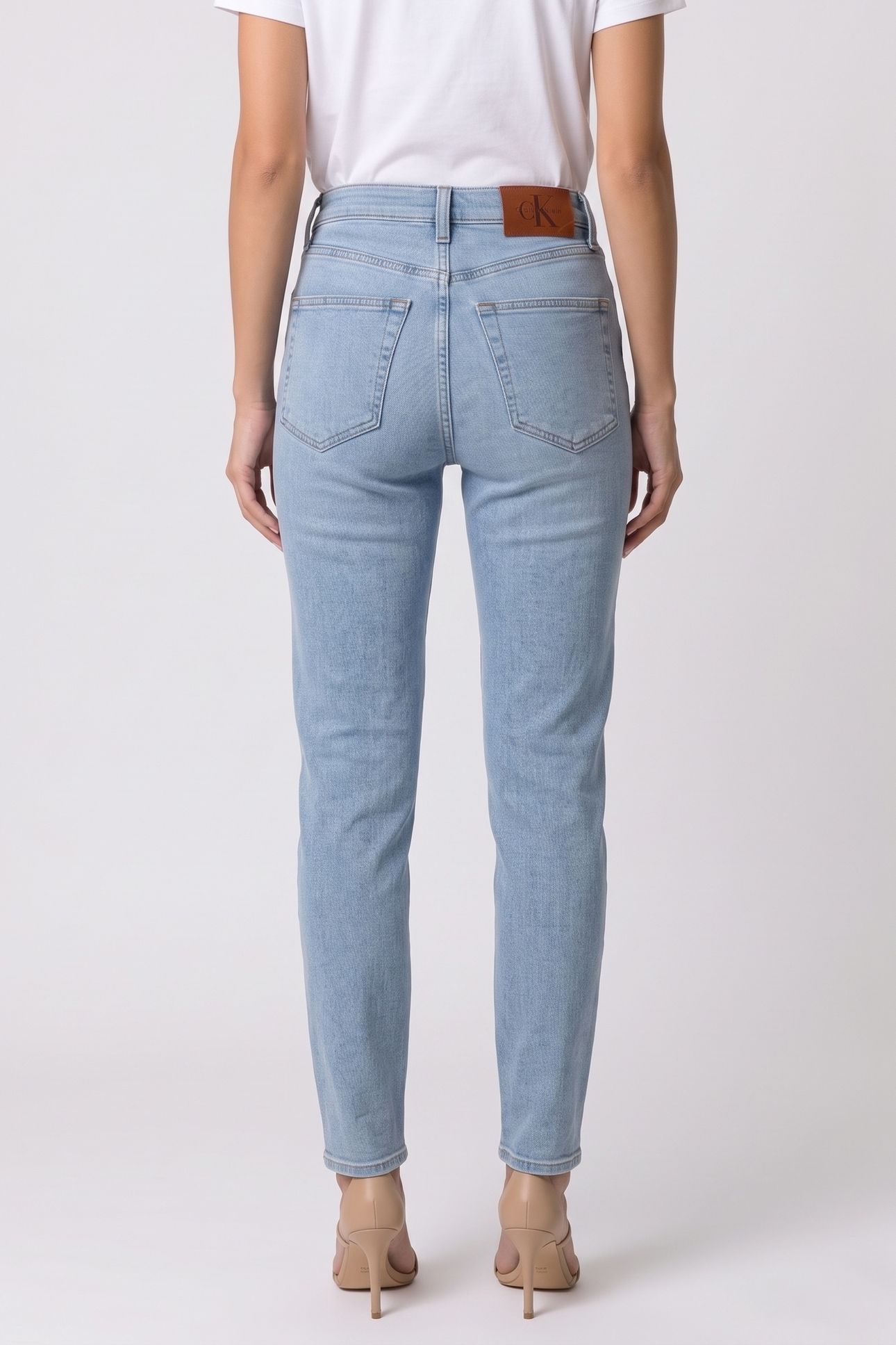 EU NEW MOM JEAN BLUE RAIN 2