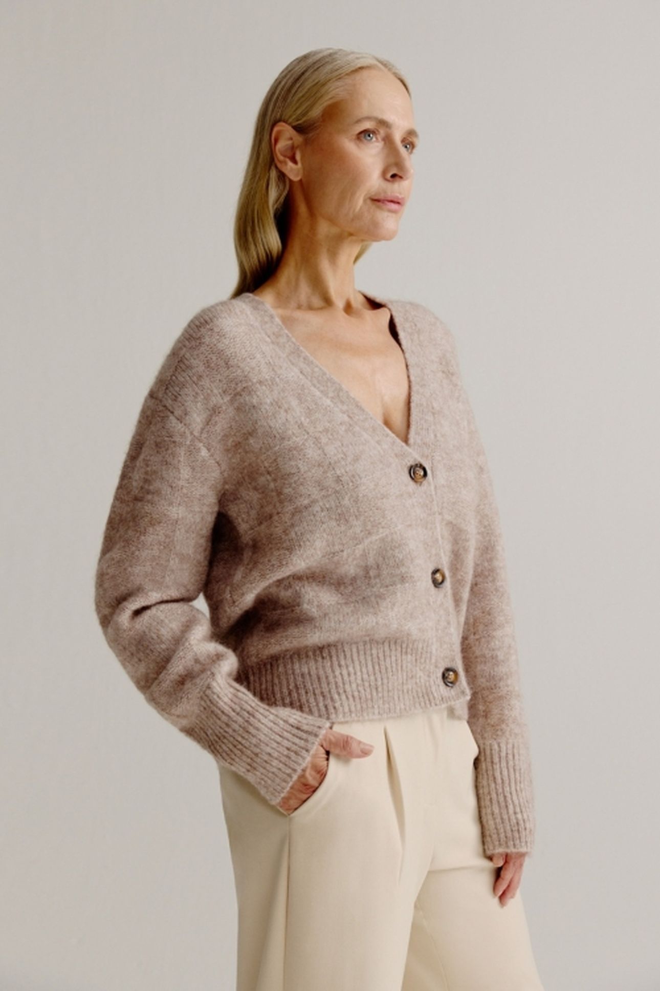 LEA CARDIGAN SAND 1
