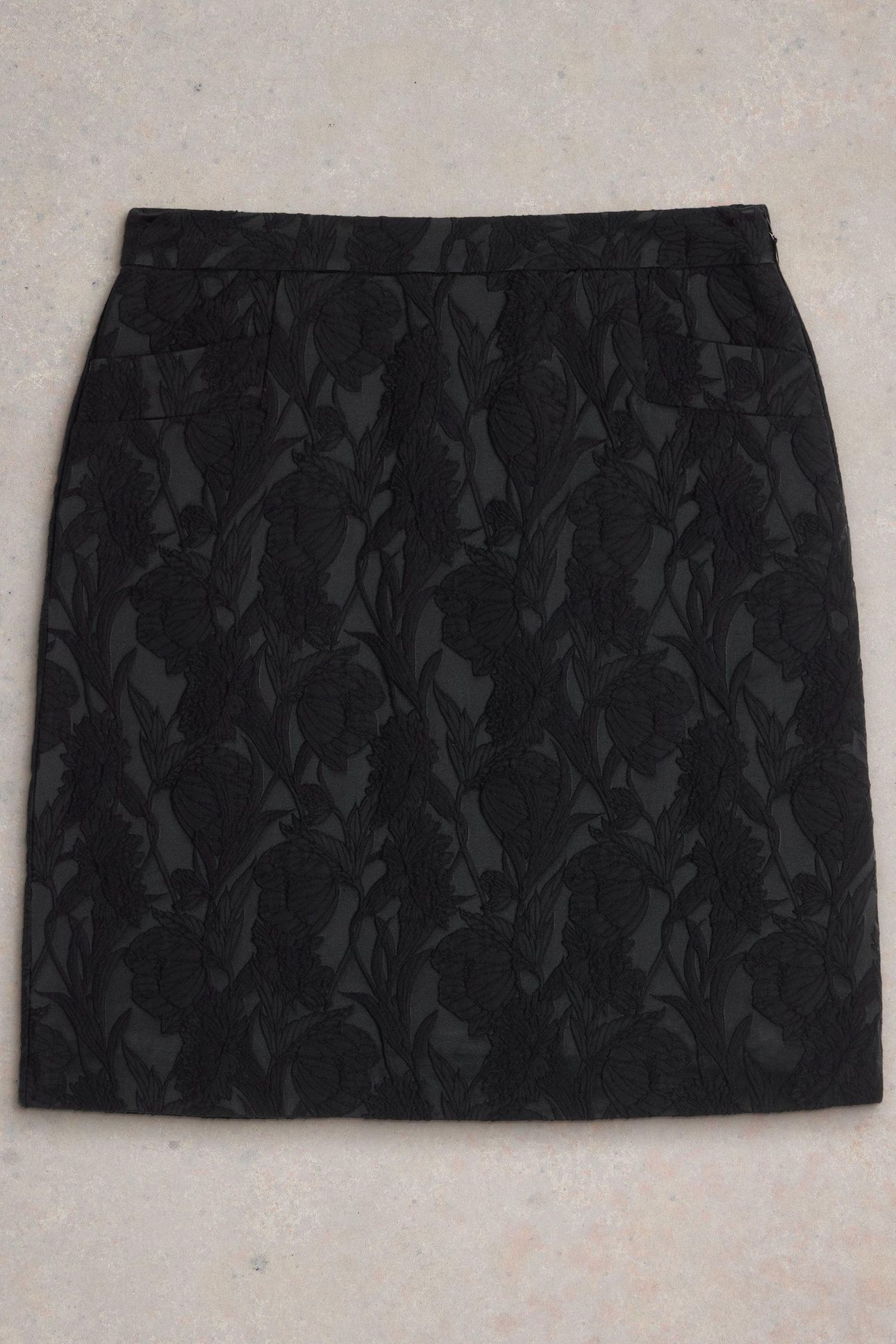 CORAL JACQUARD SKIRT PURE BLACK 4