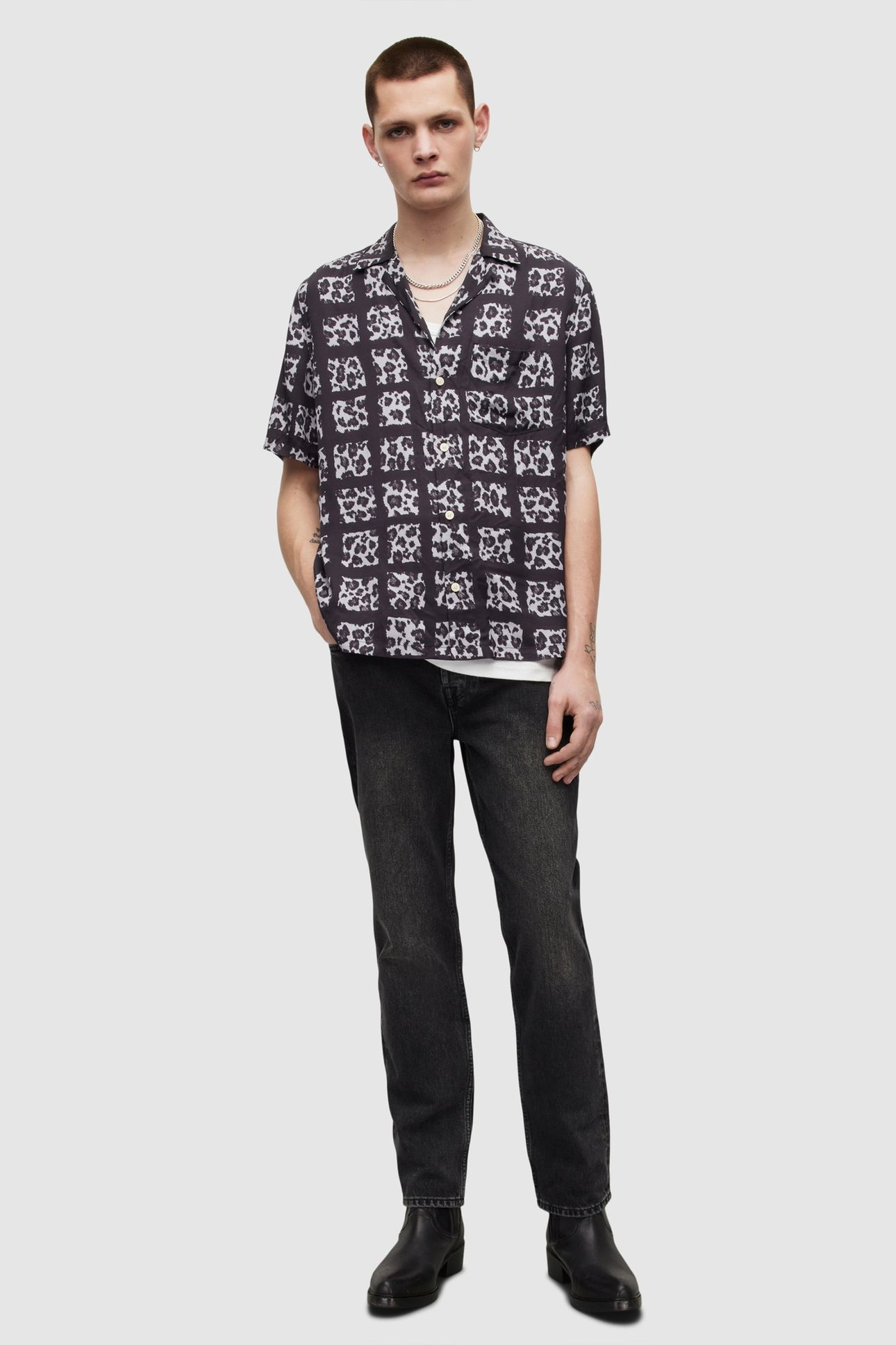 CUBE SS SHIRT JET BLACK 1