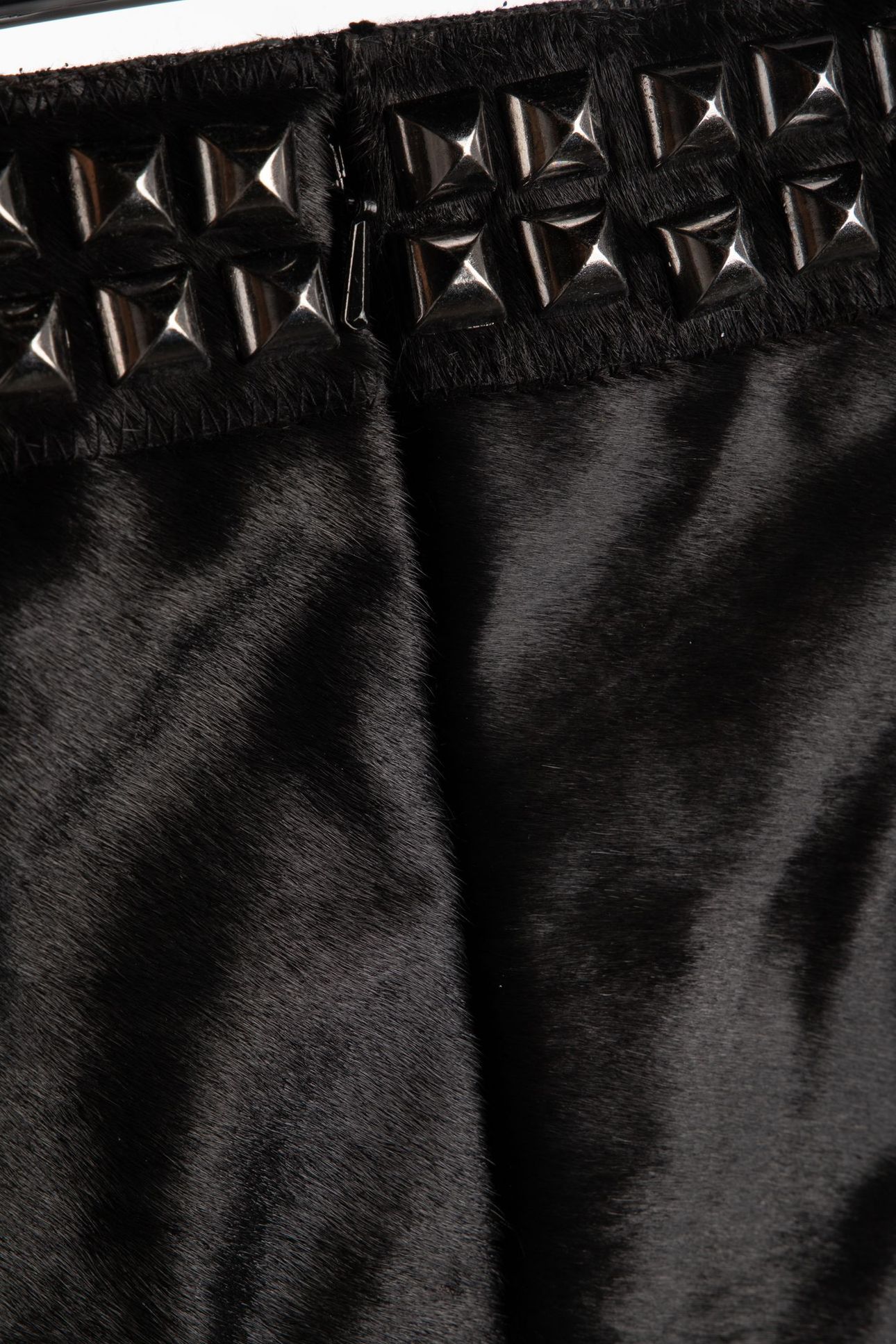 MID-LENGTH FUR SKIRT WITH STUDS AT THE WAIST BLACK 4