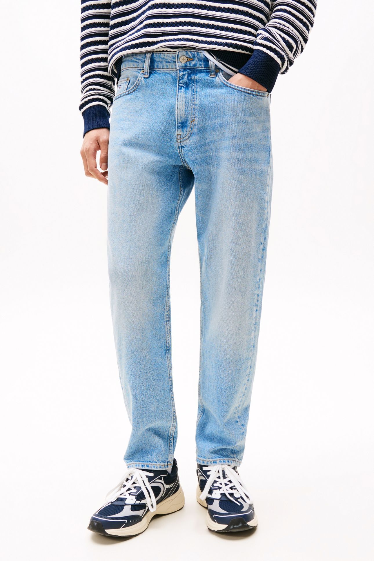 ISAAC RELAXED TAPERED DENIM LIGHT 1