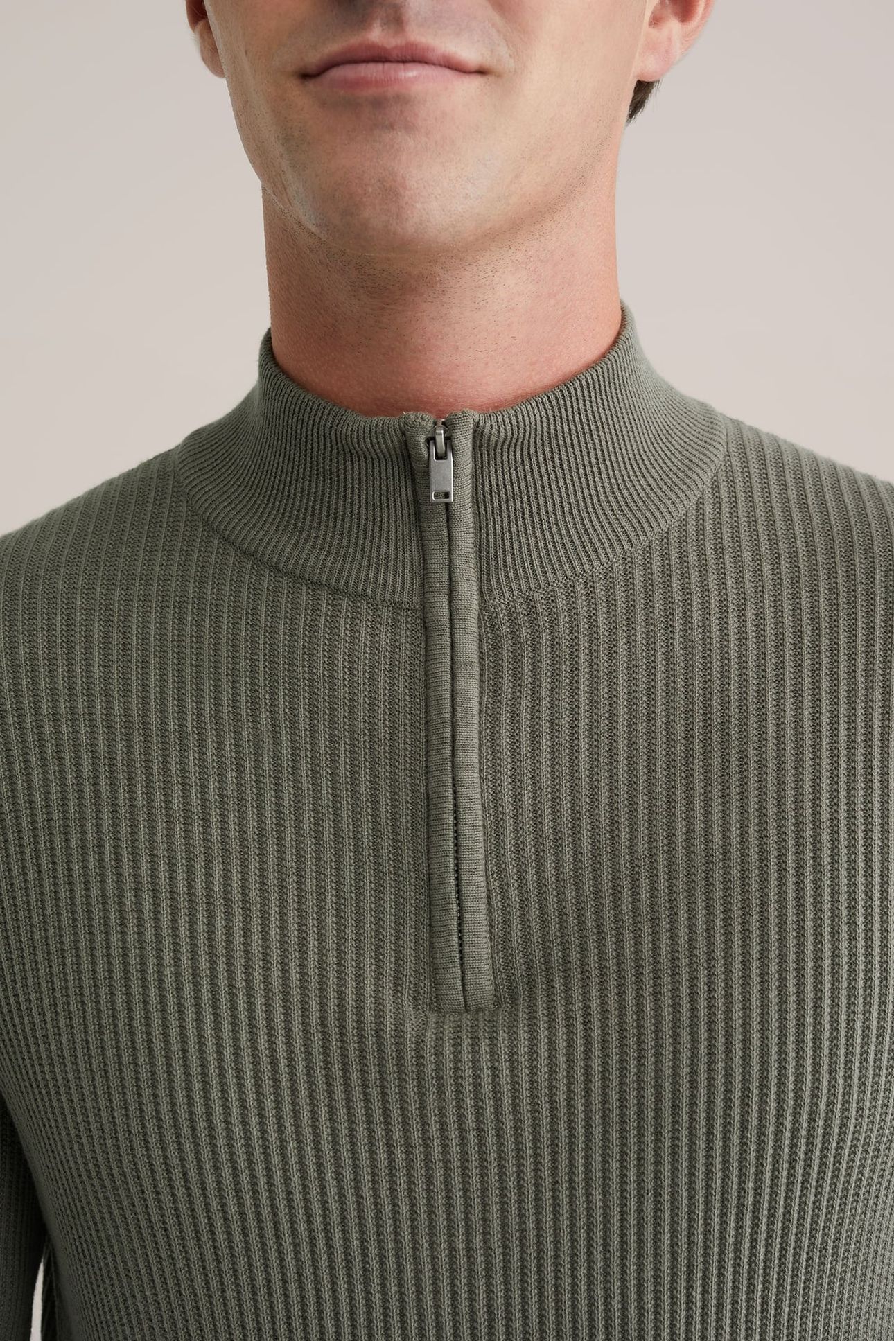 HALFWAY ZIPPER ARMY GREEN 5