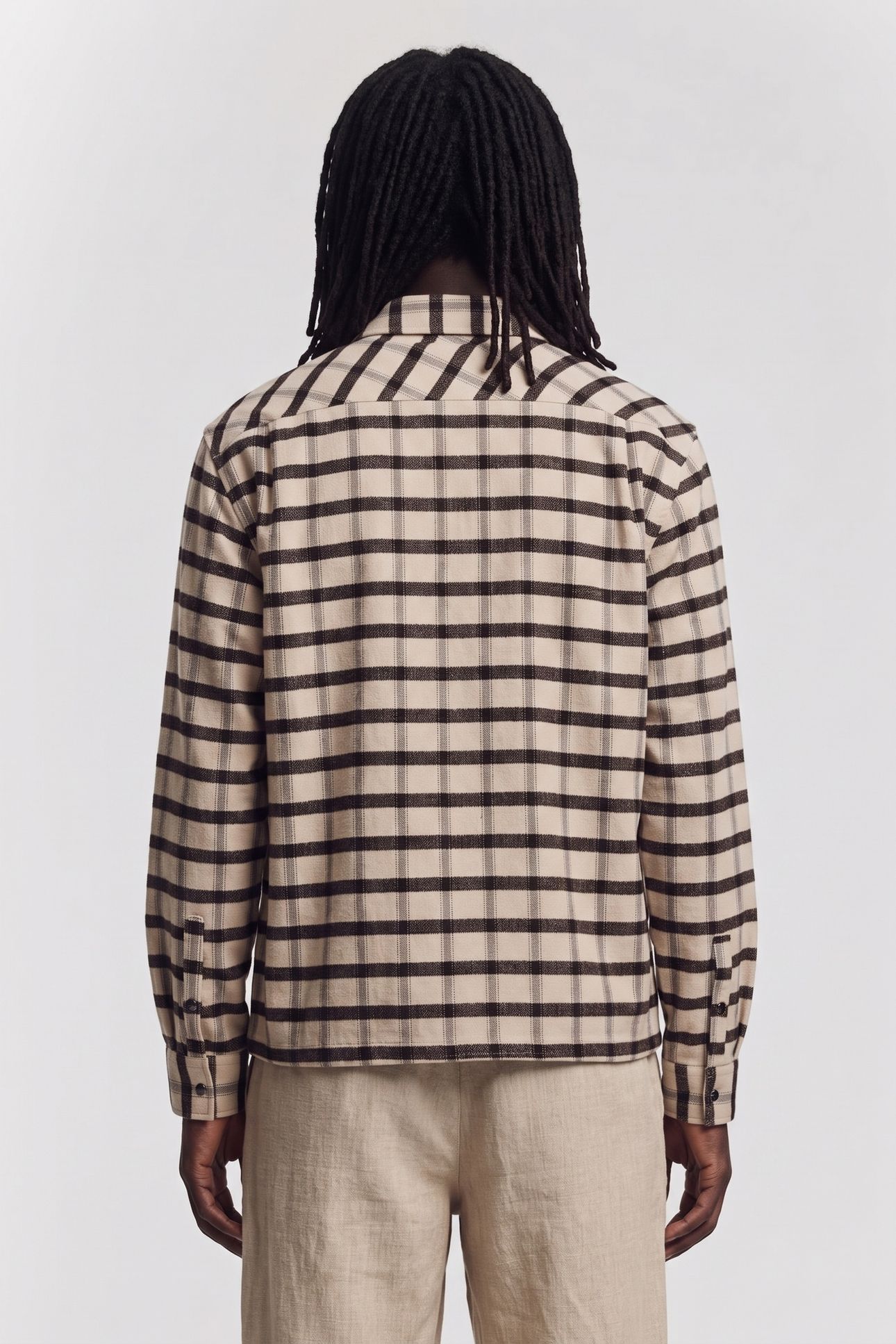 LONG-SLEEVED CHECKED SHIRT BLACK BEIGE 2