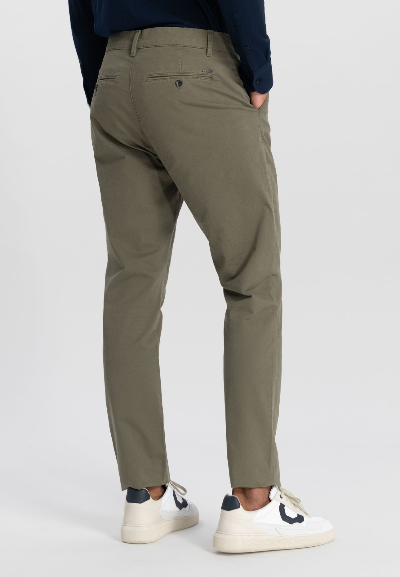 CHARLIE SLIMFIT CHINO ARMY GREEN 2