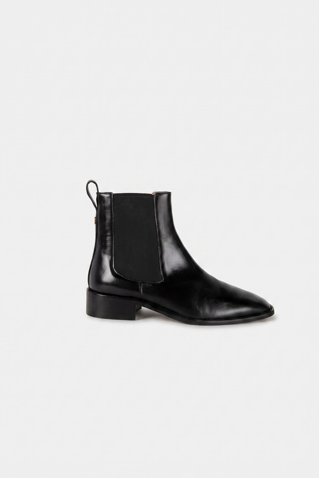 HATTIE CHELSEA BOOT BLACK 1