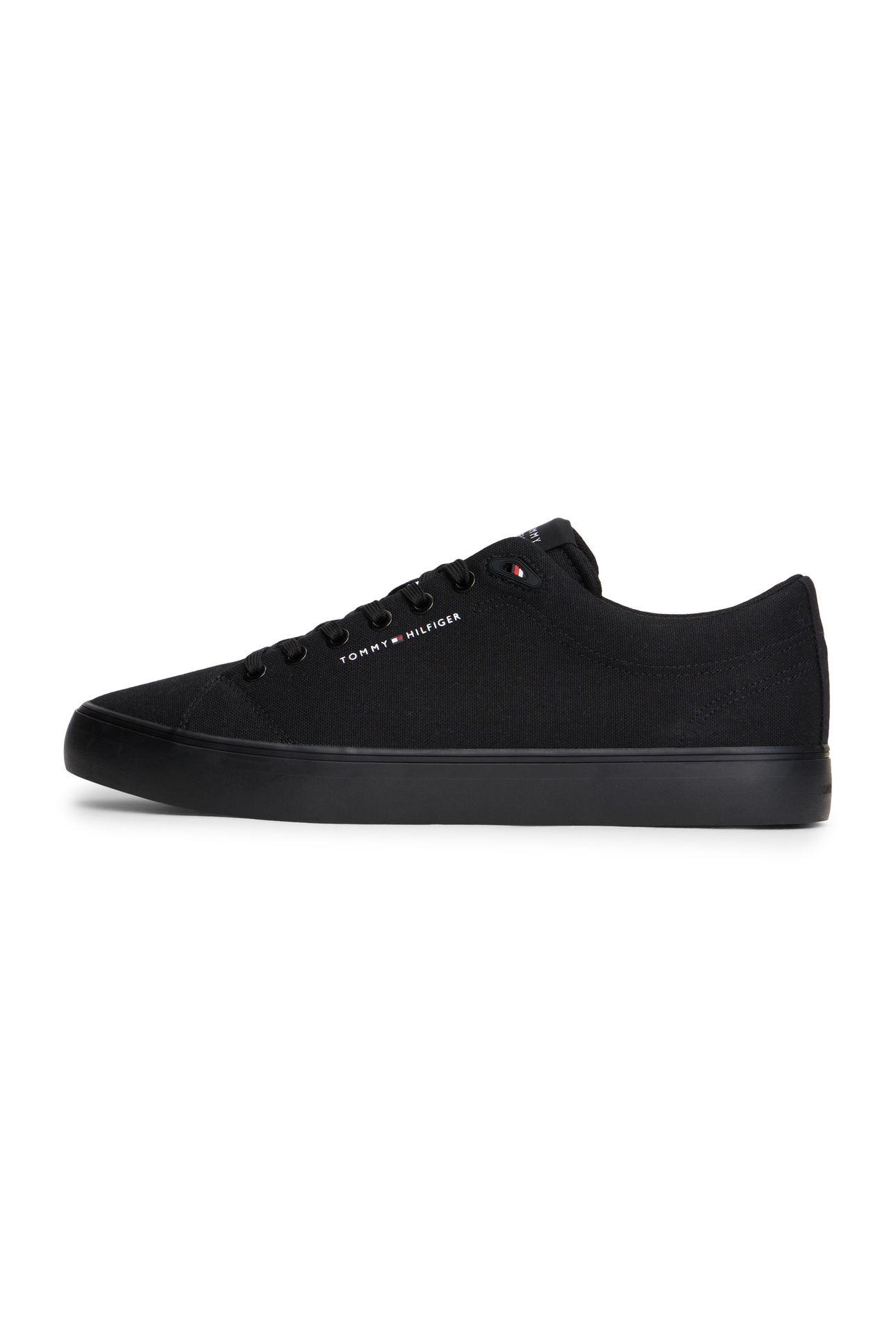 LOGO CANVAS TRAINERS BLACK 2