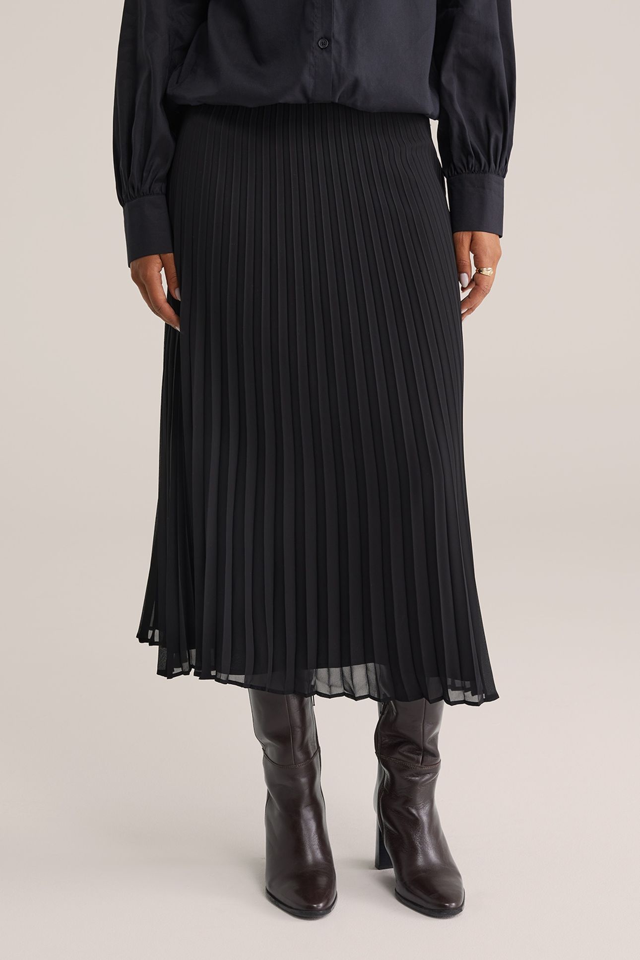 SKIRT MEDIUM LENGTH BLACK 1