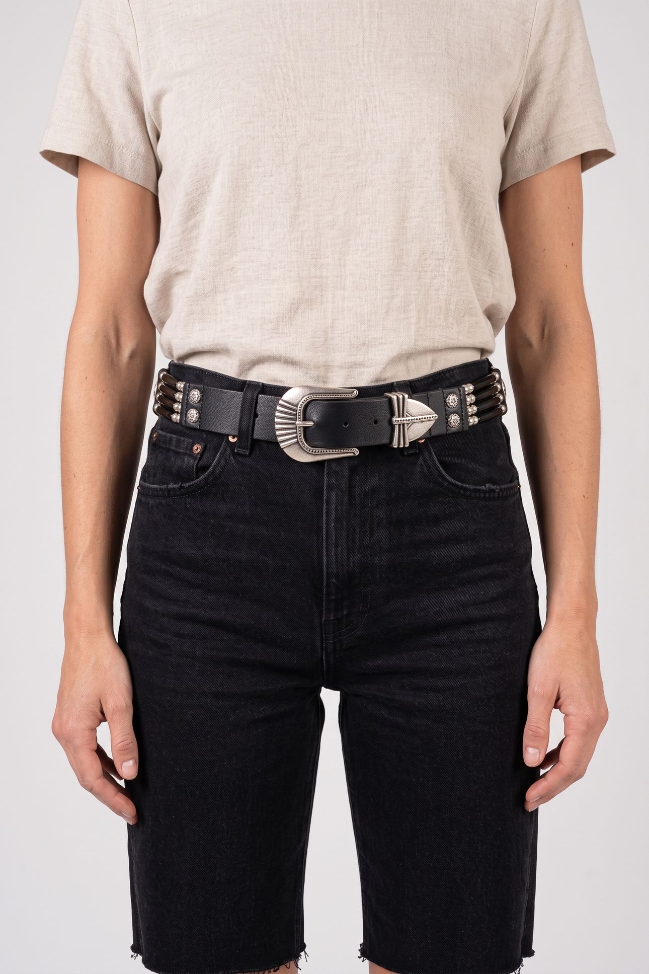 WIDE LEATHER BELT WITH BEADS AND METAL PIECES BLACK 1