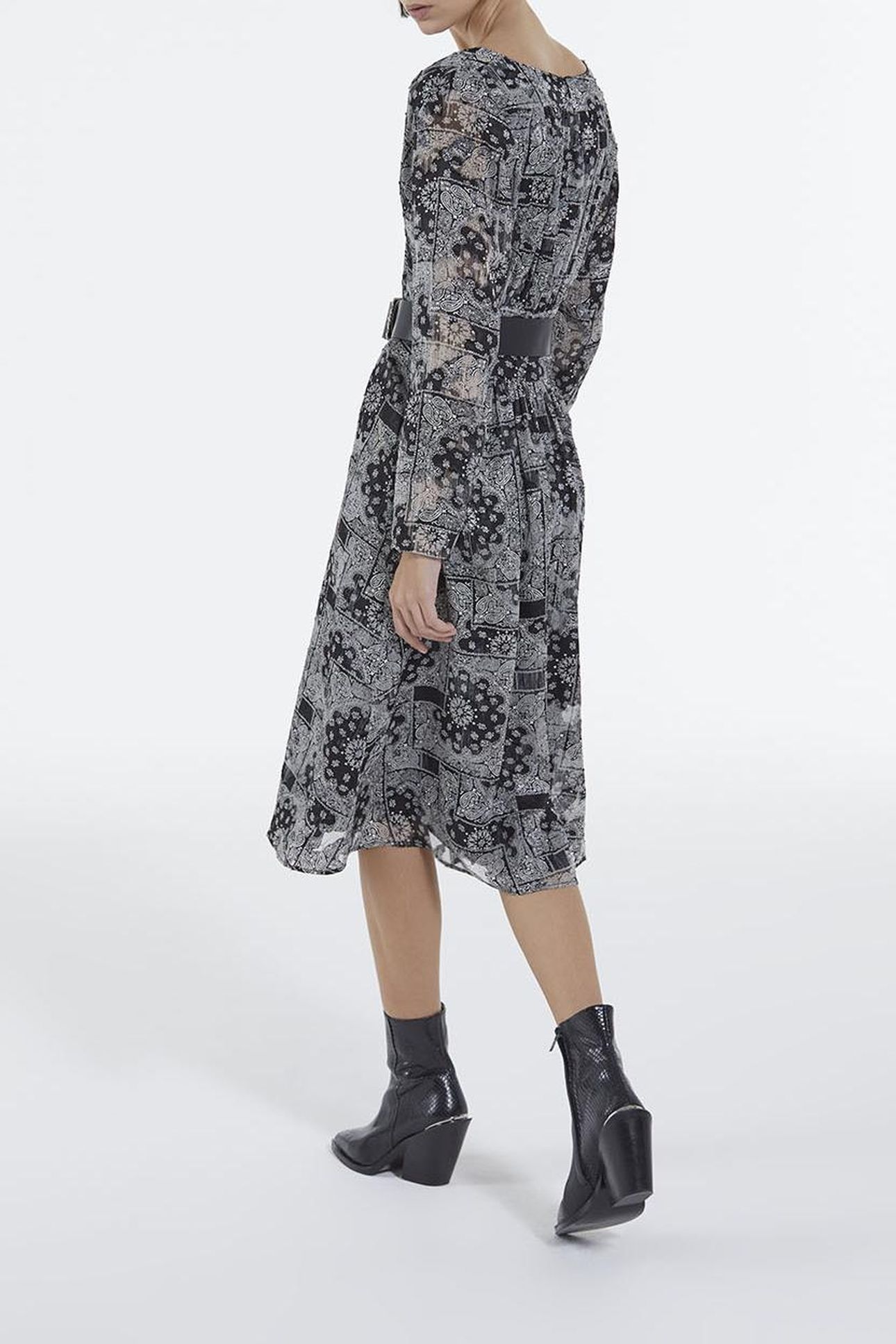 LONG DRESS WITH A FITTED WAIST AND LONG SLEEVES BLACK 2