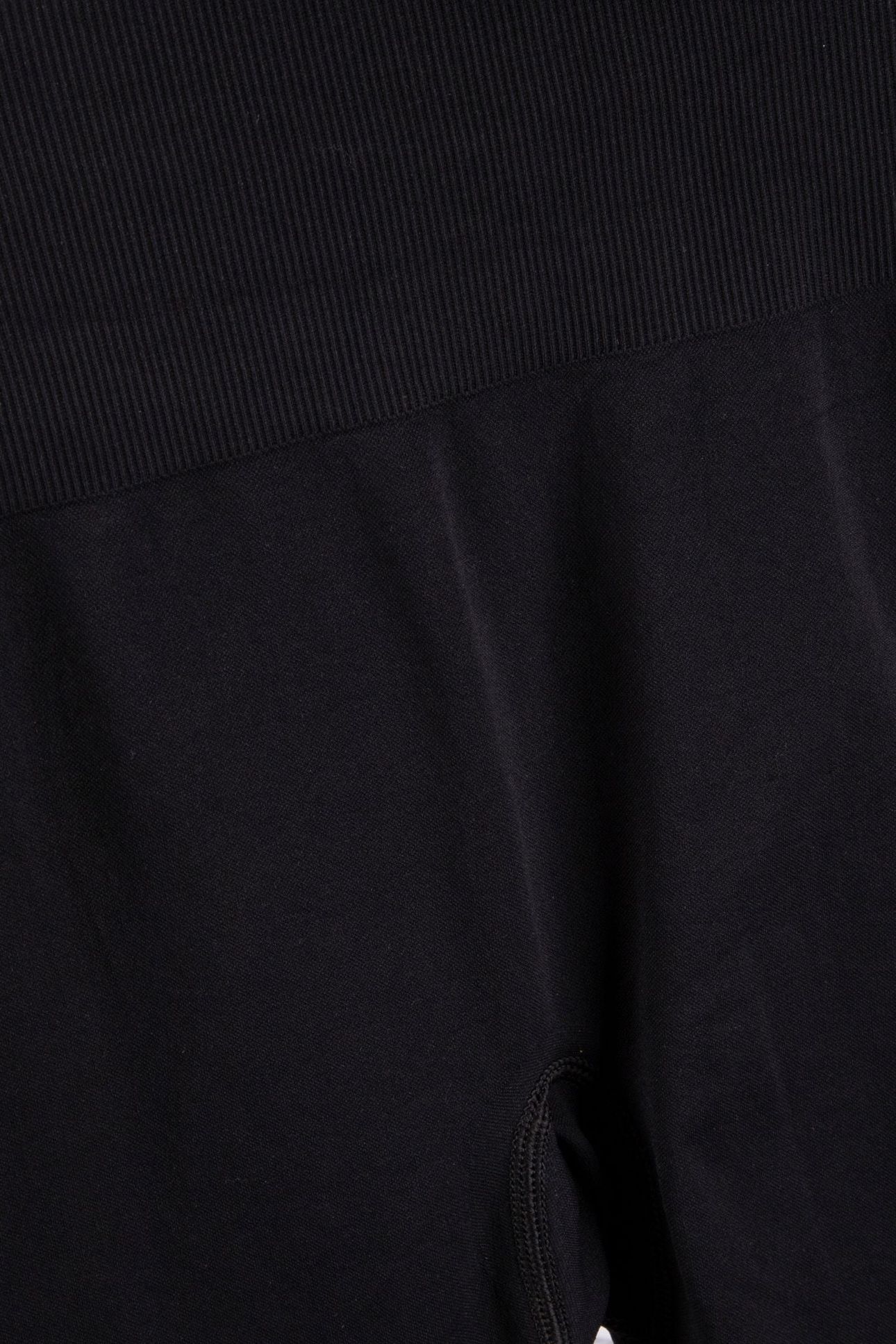 NELLA SEAMLESS SHORTS BLACK 4