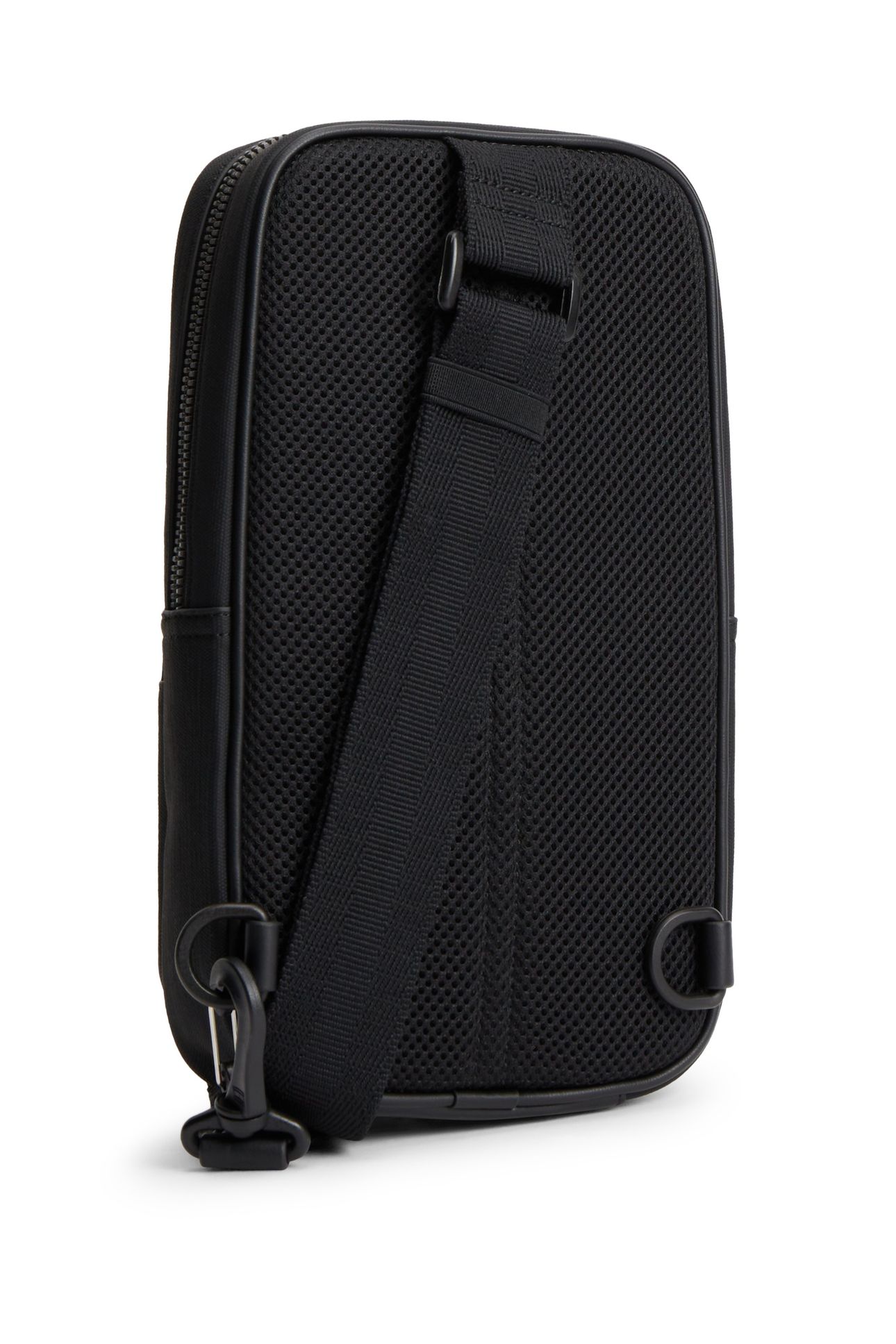 TH FOUNDATION SLINGBAG BLACK 3