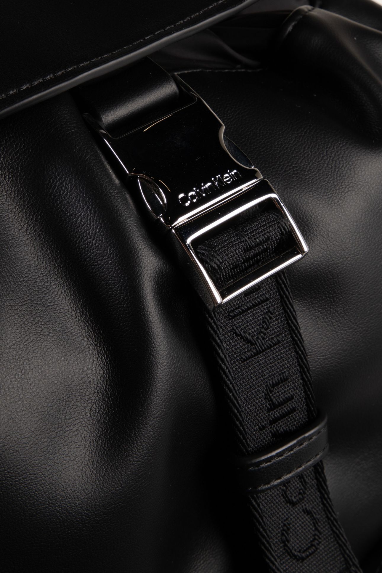 WEBBING STRAP FLAP BAG BLACK/SHINY NICKEL 4