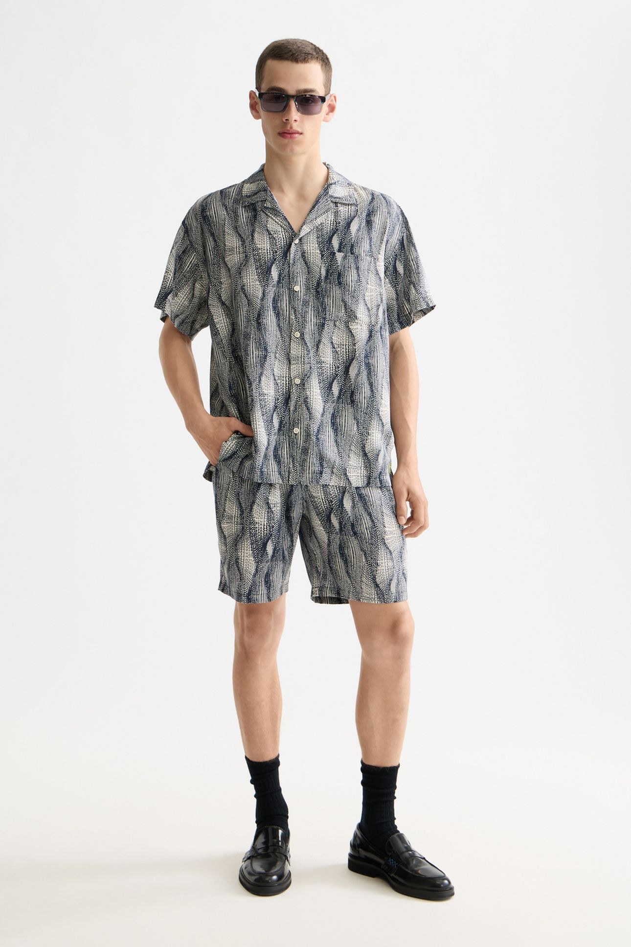 PRINTED SHORT-SLEEVED TENCEL SHIRT BATIK LOGO PRINT NAVY AOP 1