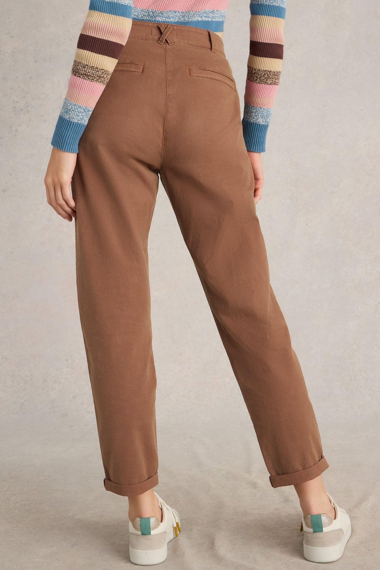 TWISTER CHINO TROUSER DARK TAN 3