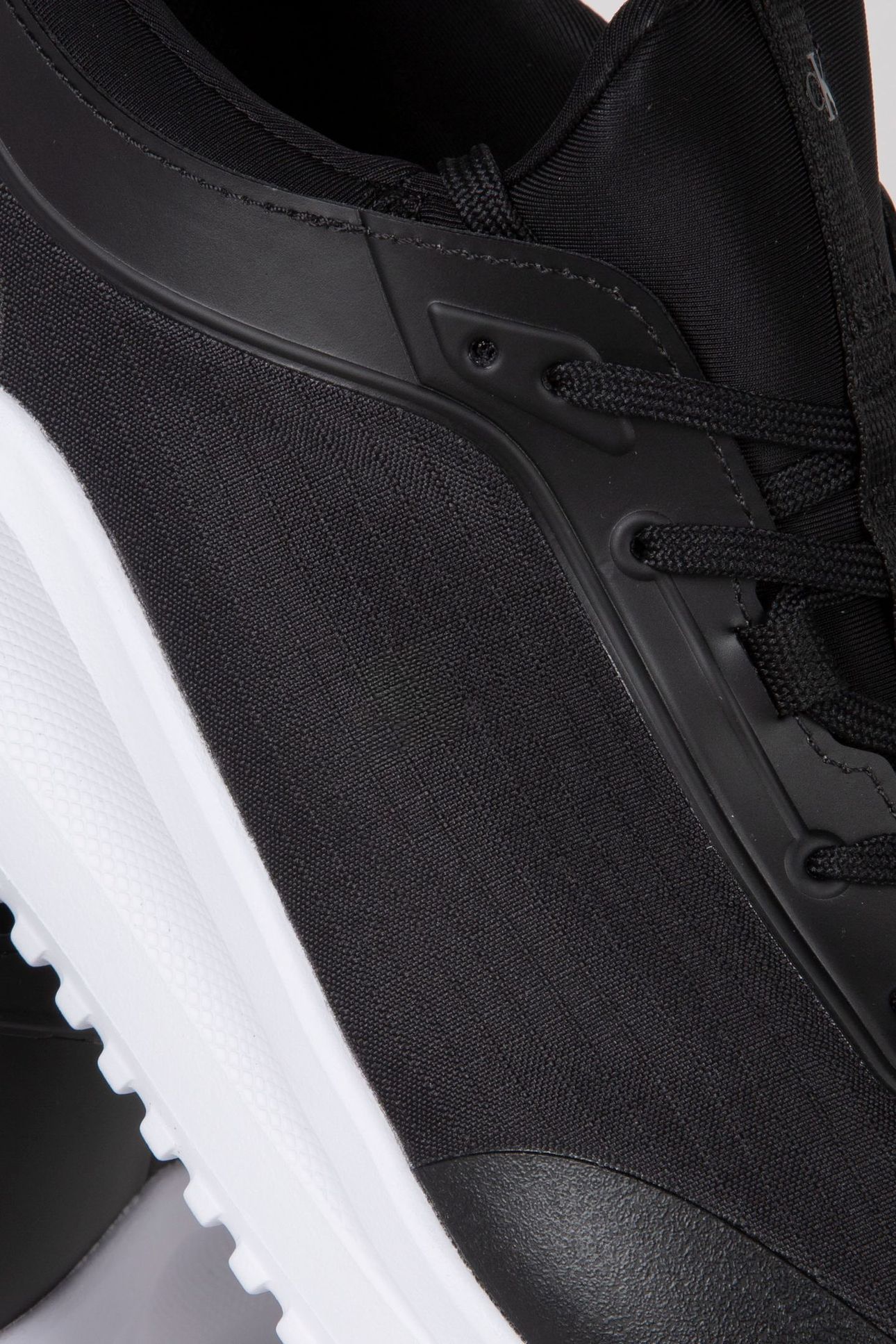 EVA RUNNER LACEUP BLACK 4