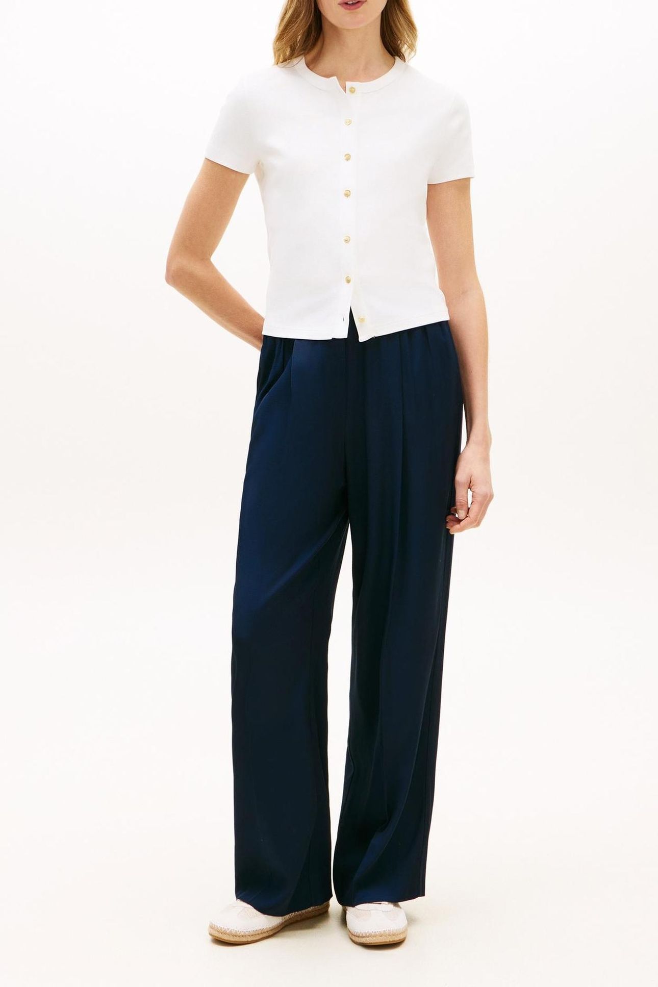 GOLD BUTTON SLIM SS ECRU 2