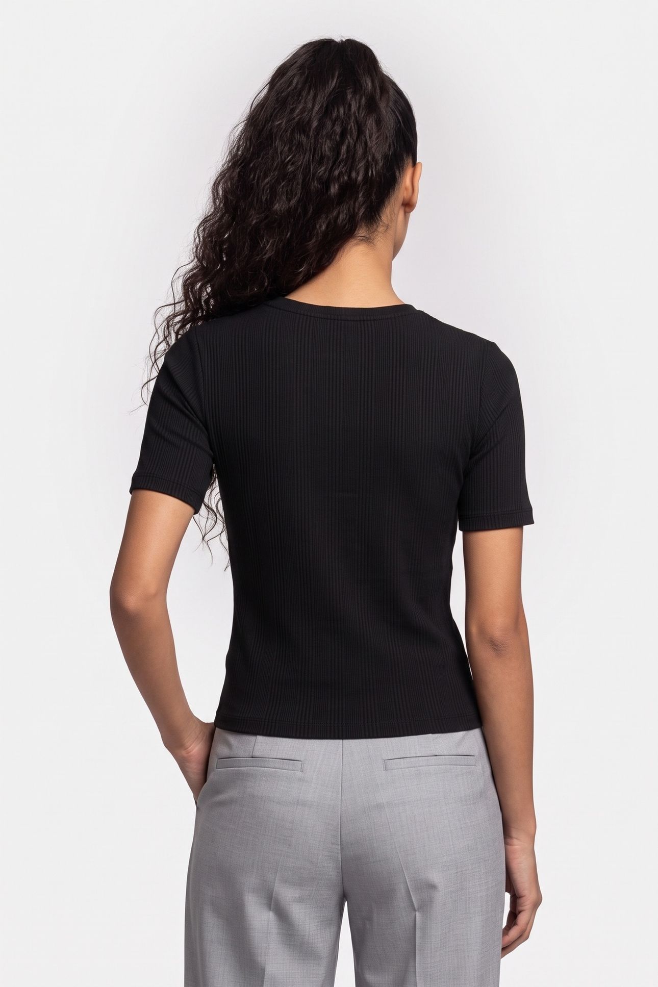SLEEVELESS VARIEGATED RIB TOP BLACK 2
