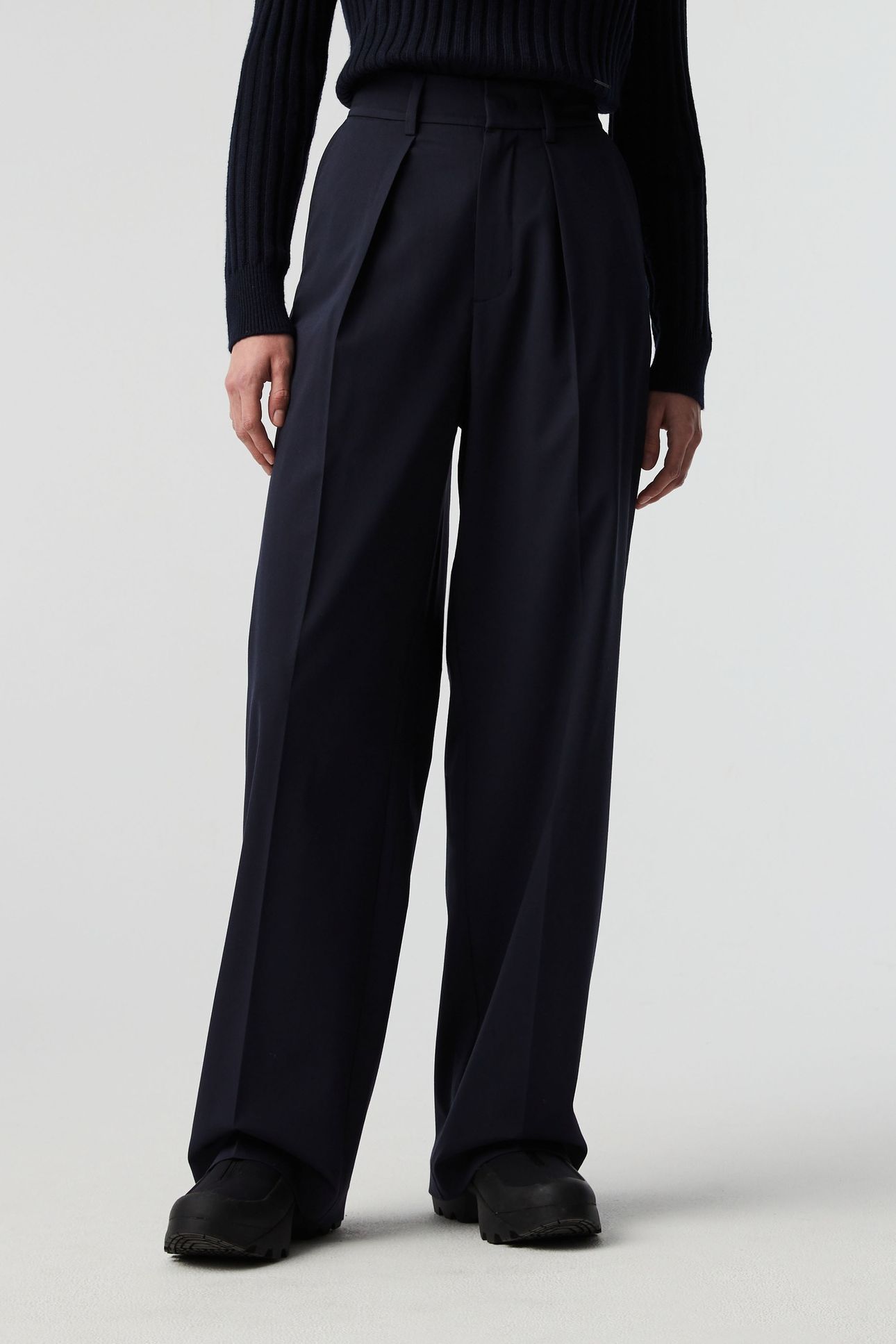 PECRA V1.Y8.01 PANTS DARK NAVY 1