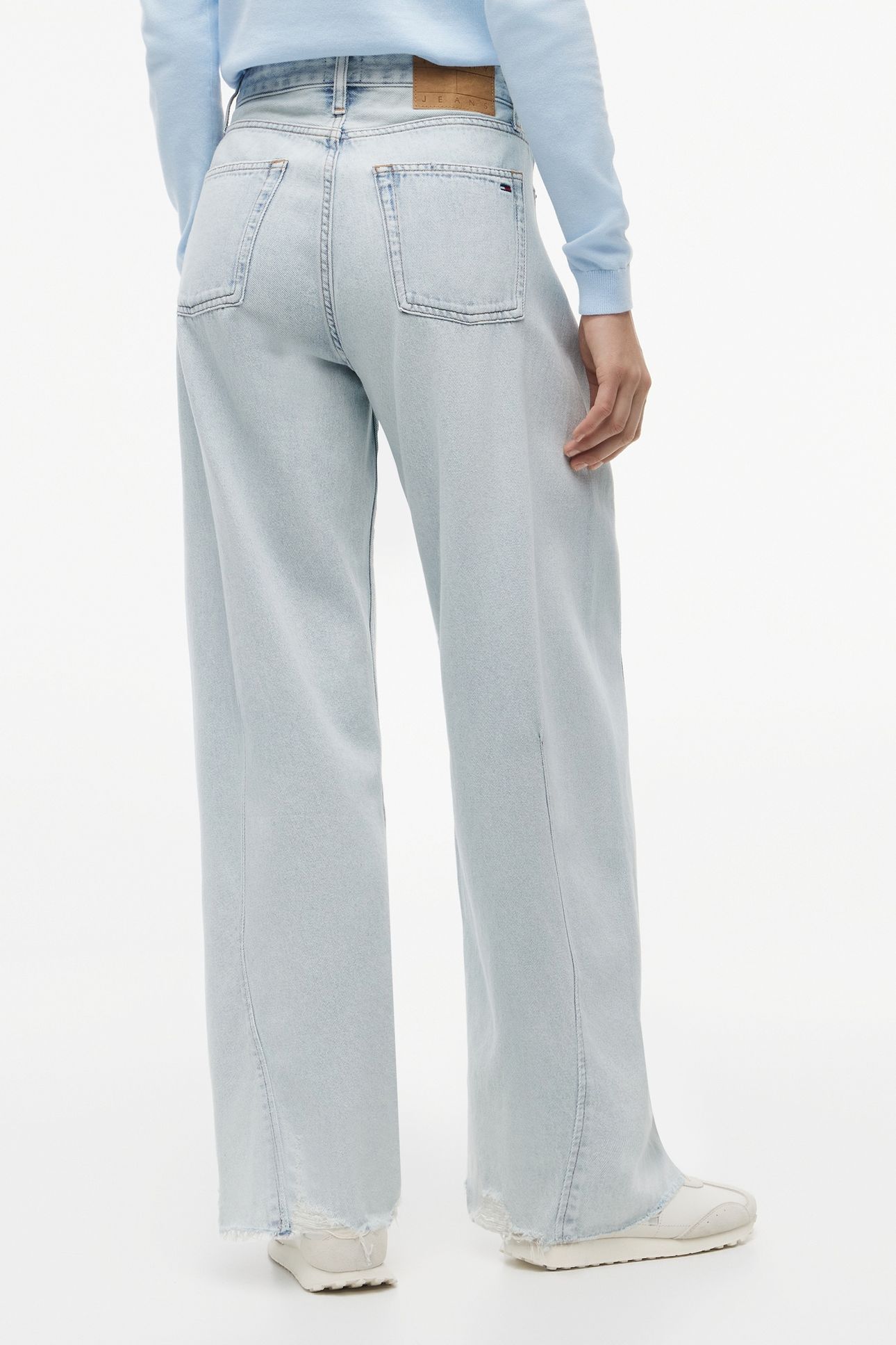 ELLA MID BARREL CROP DENIM LIGHT 3