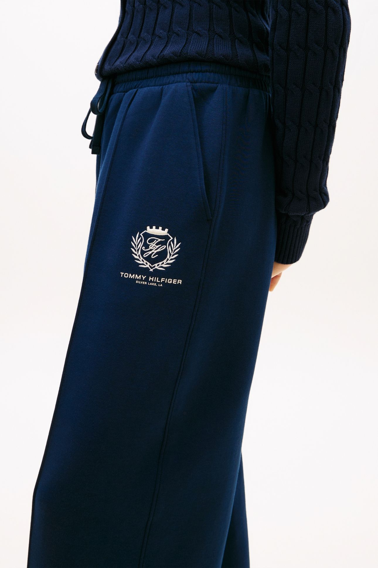 VARSITY CREST INTERLOCK DARK NIGHT NAVY 5