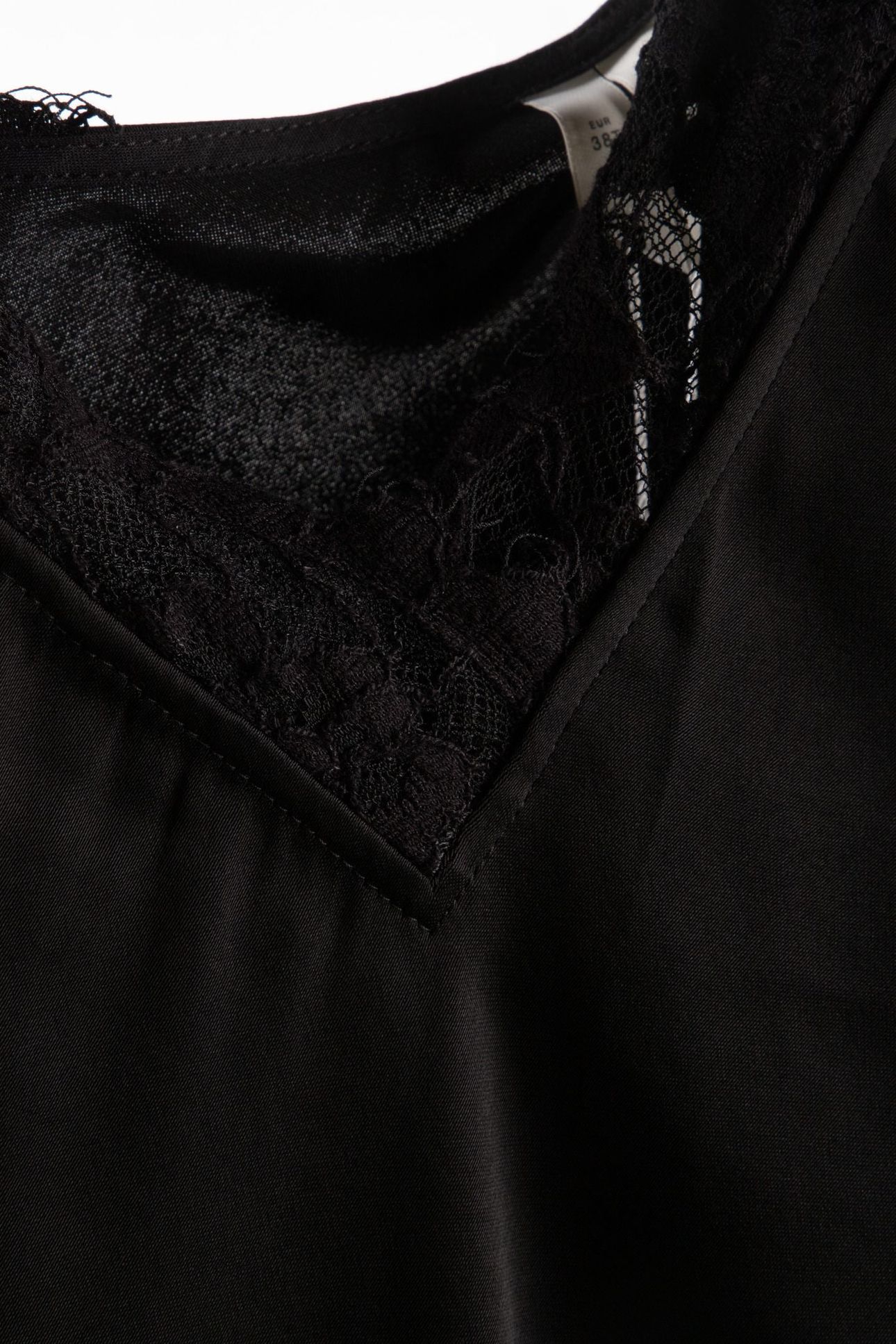 HANNY LACE TOP BLACK 4
