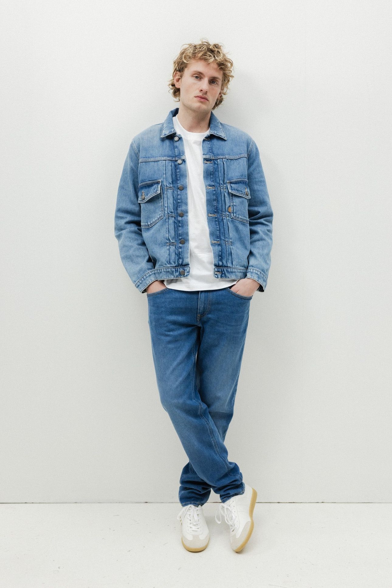 BENNY DENIM JACKET MEDIUM AGED 3
