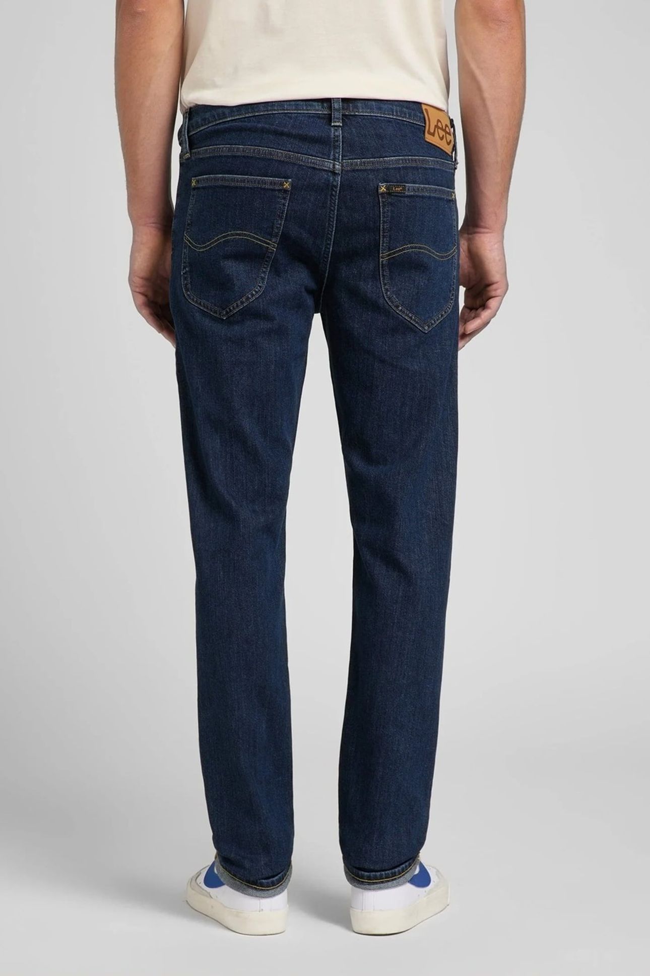 DAREN DEEP DARK STONE JEANS 4