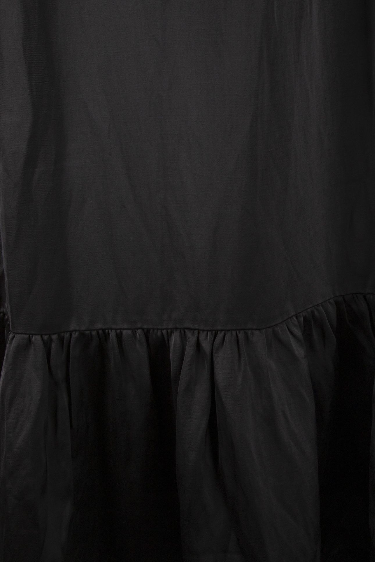 GAELLE FLOUNCE DRESS BLACK 4