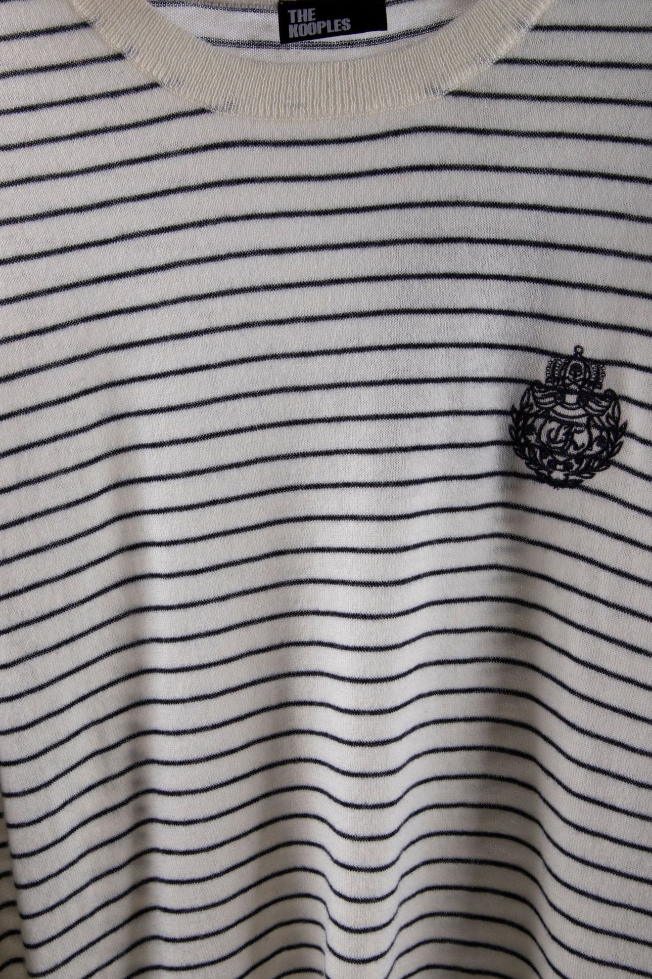 PULL COL ROND A RAYURES DETAIL BRODERIE WHITE / BLUE 7
