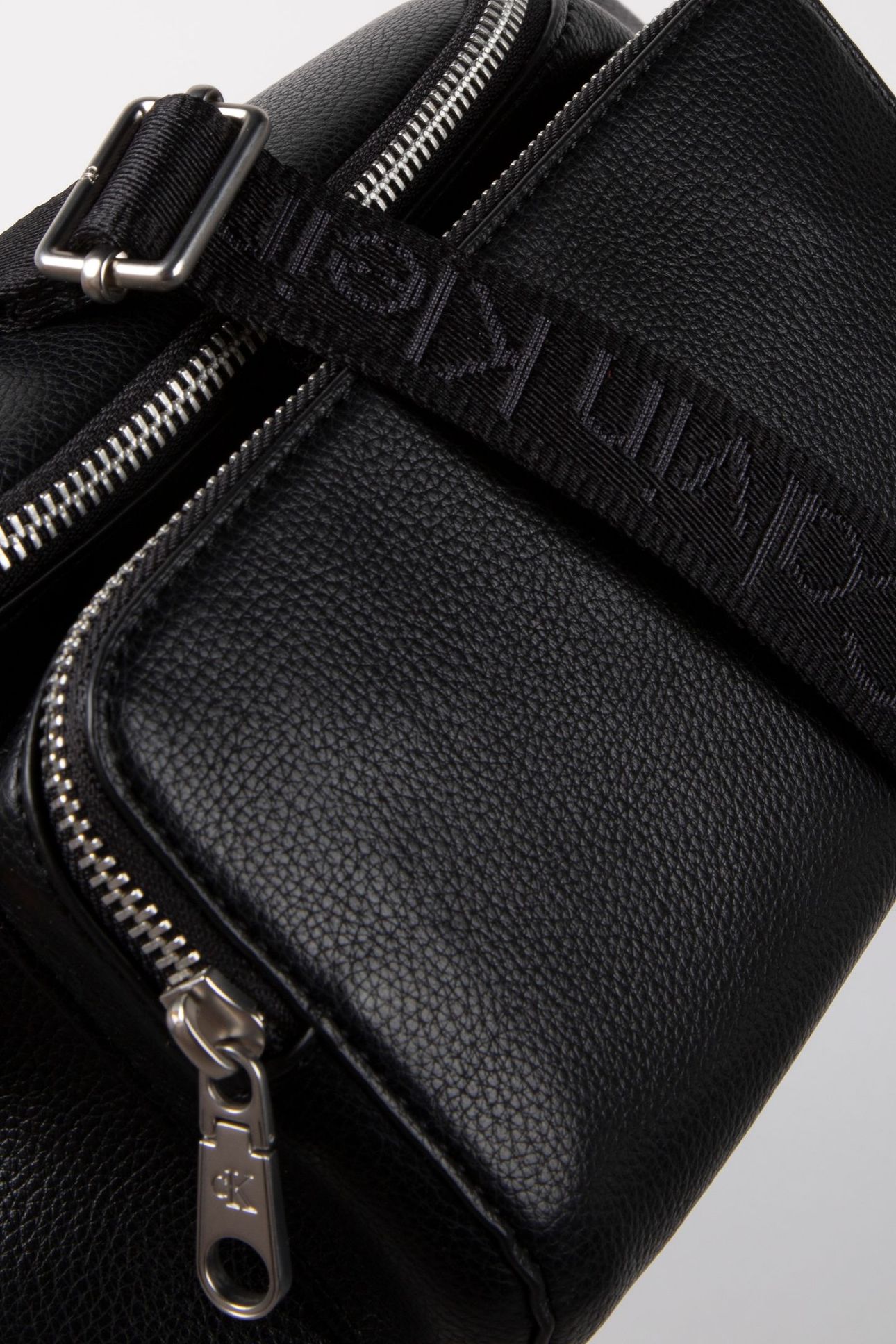 CARGO WAISTBAG BLACK 4