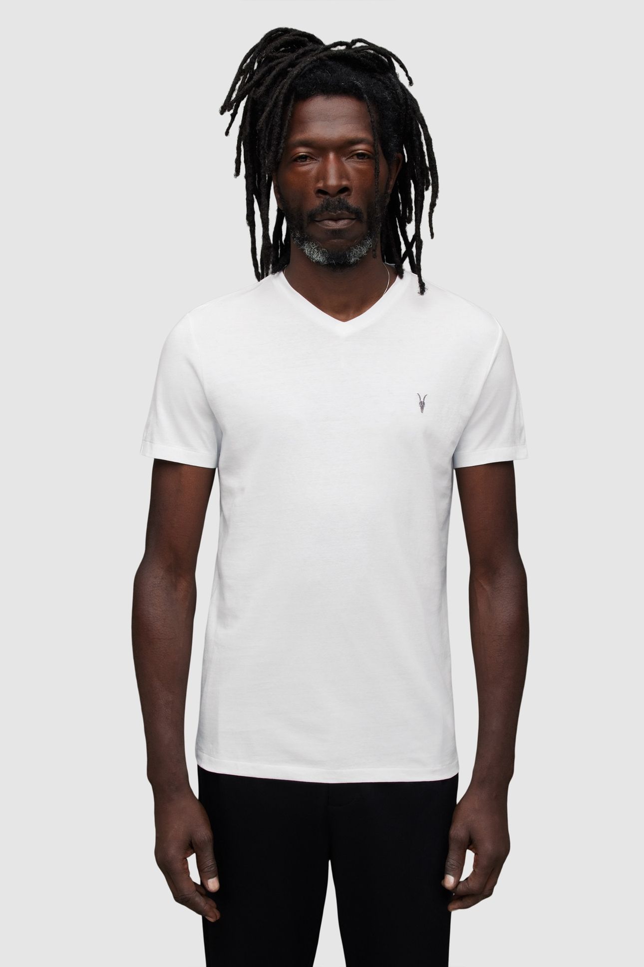 TONIC V NECK OPTIC WHITE 2