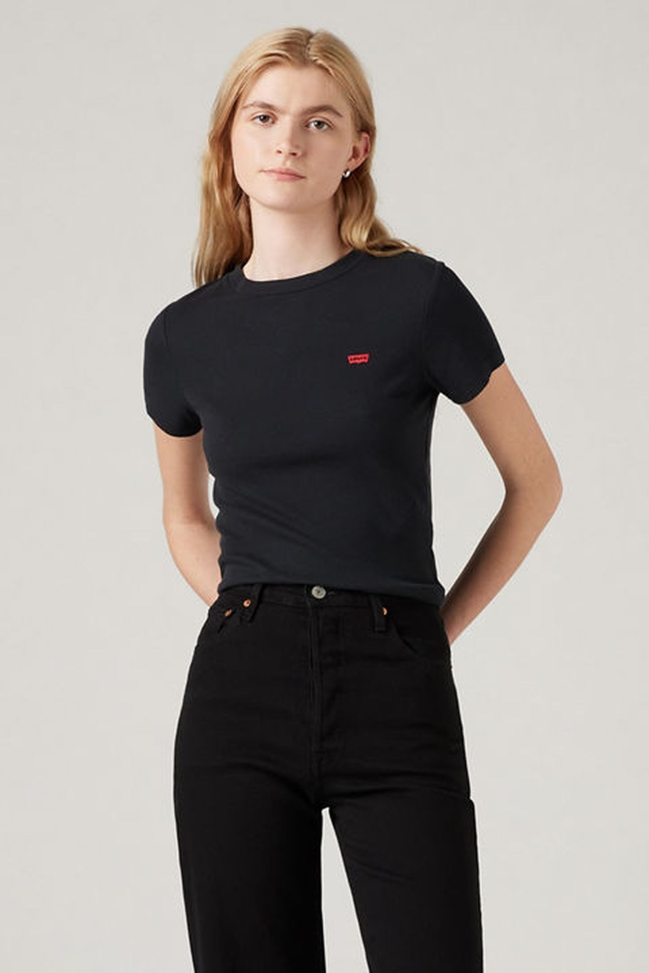 ESSENTIAL SPORTY TEE 1